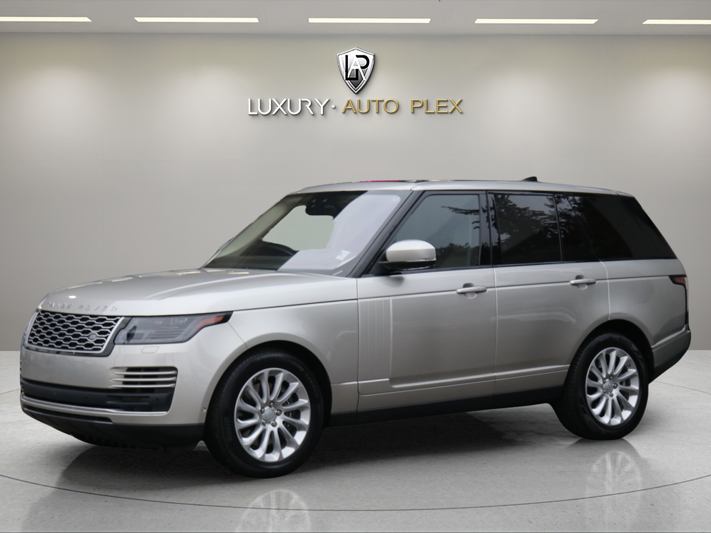 2019 Land Rover Range Rover HSE photo 2