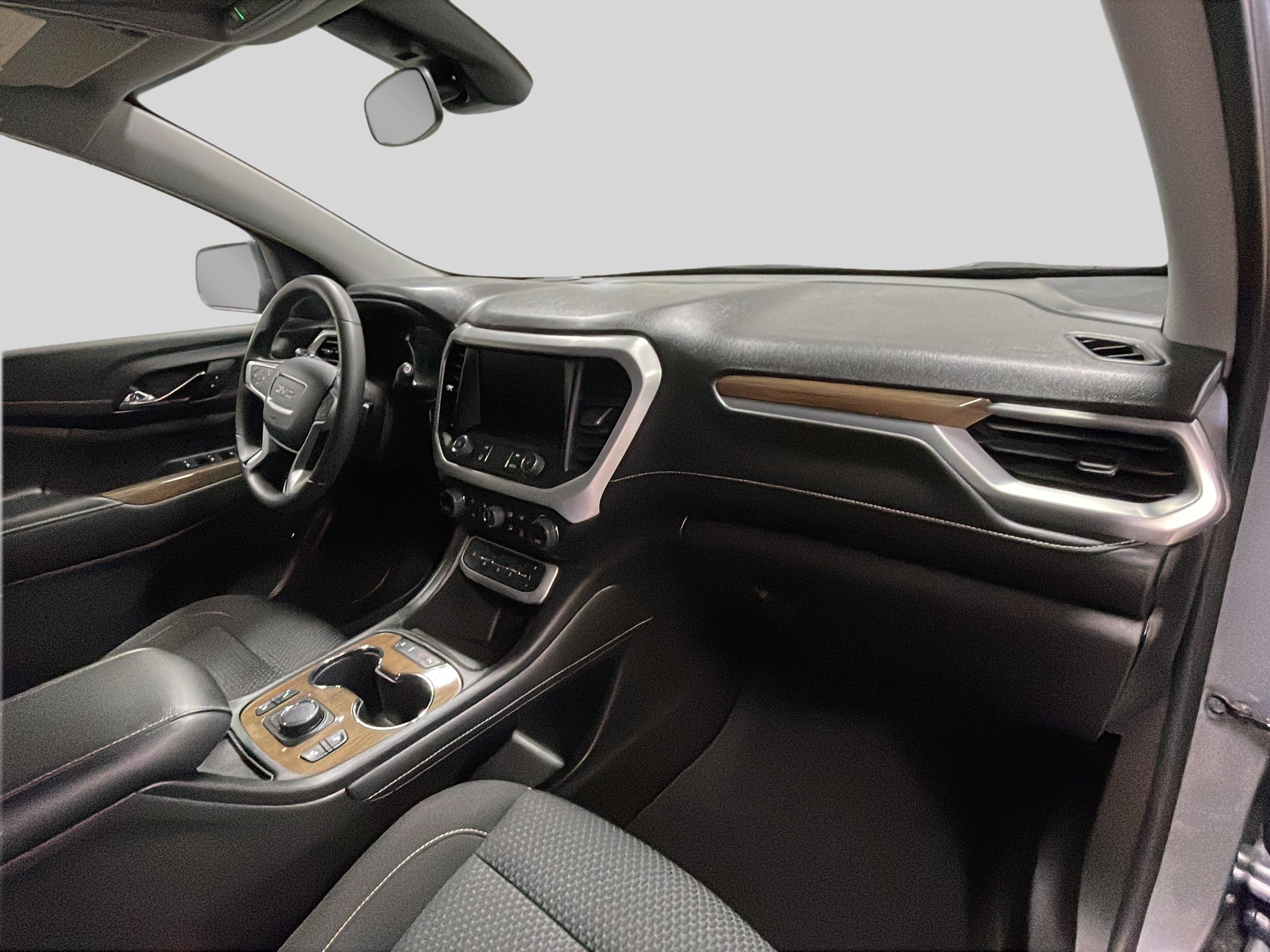 2023 Gmc Acadia SLE photo 18