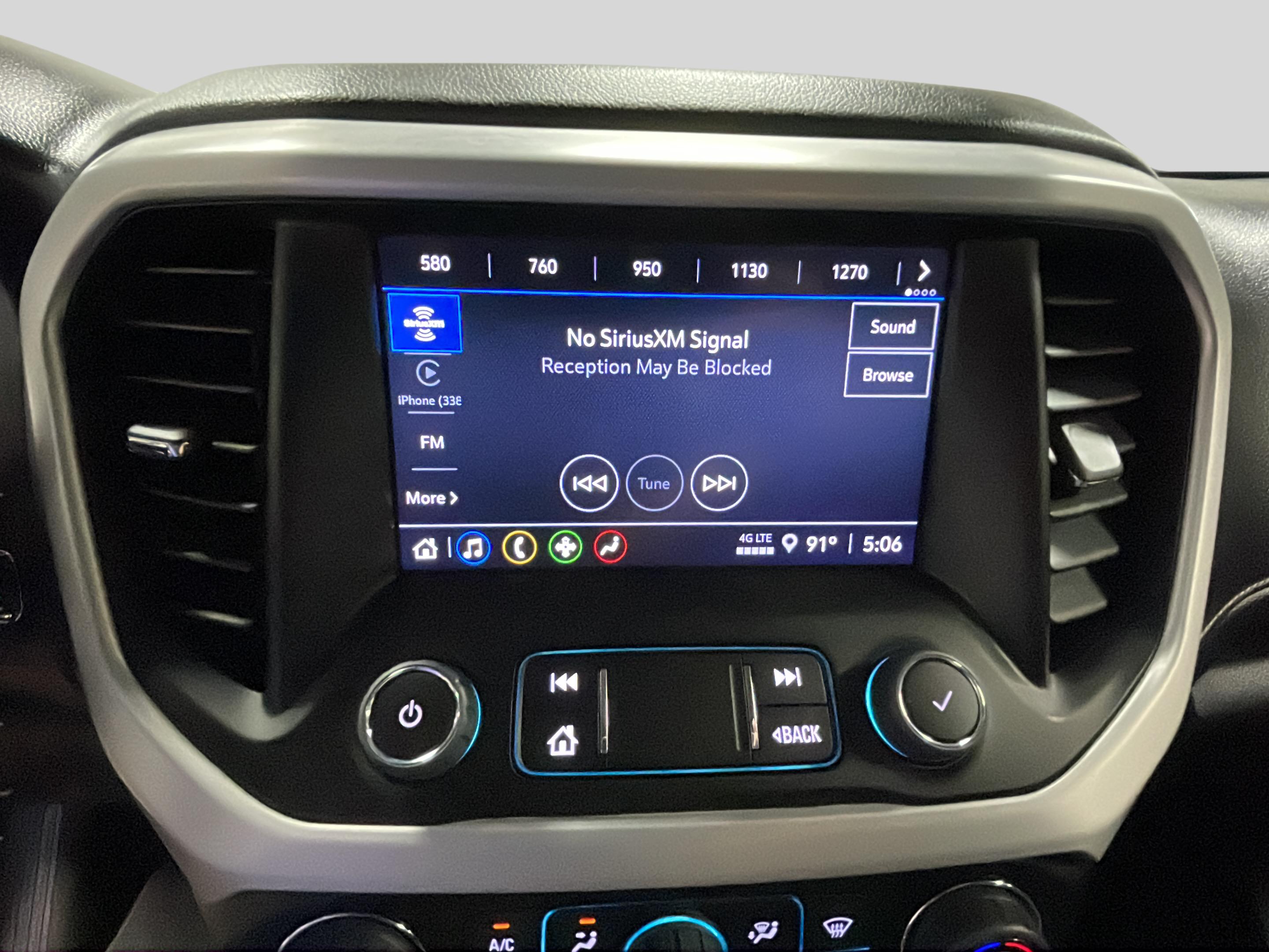 2023 Gmc Acadia SLE photo 10
