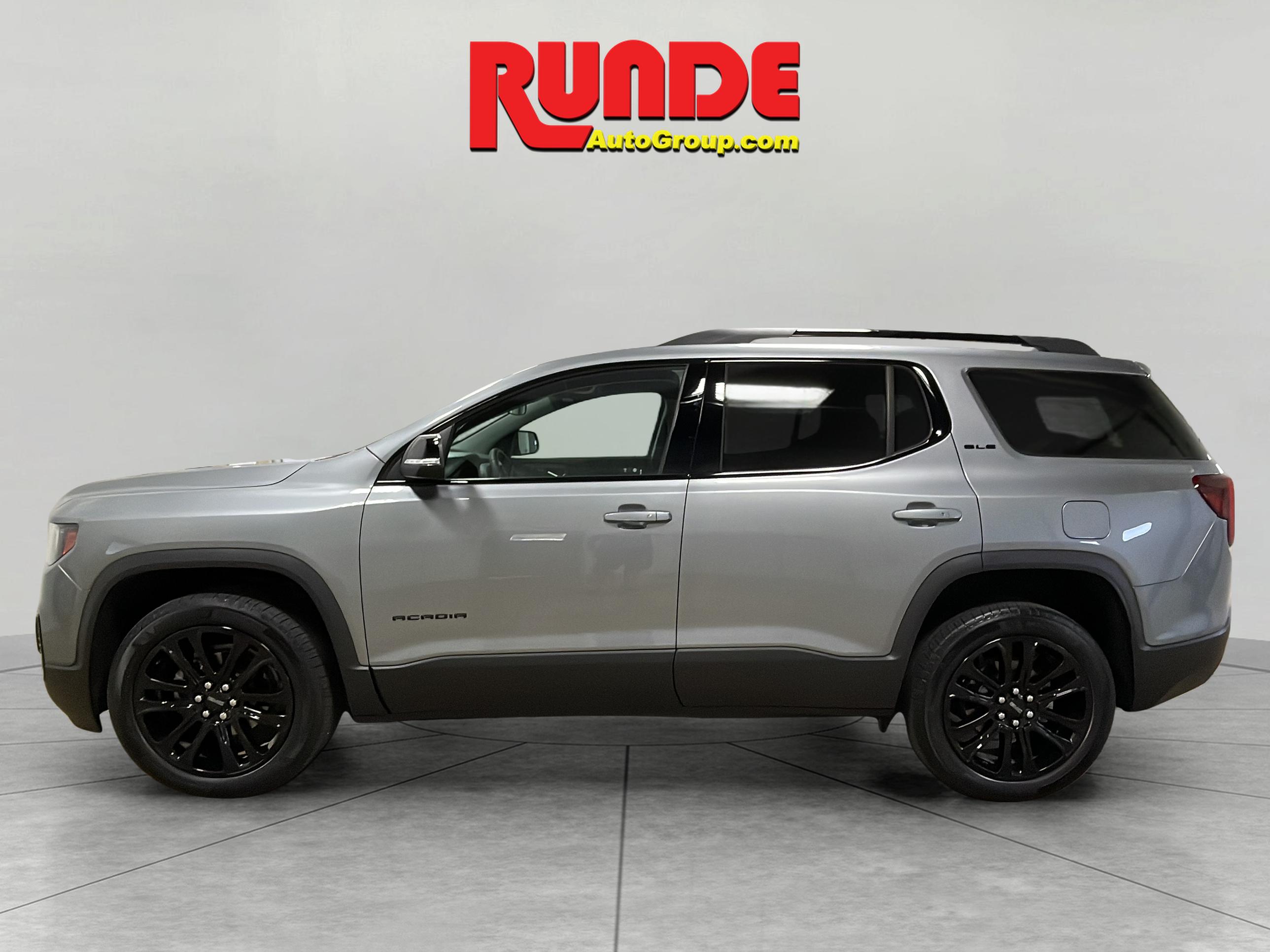 2023 Gmc Acadia SLE photo 4