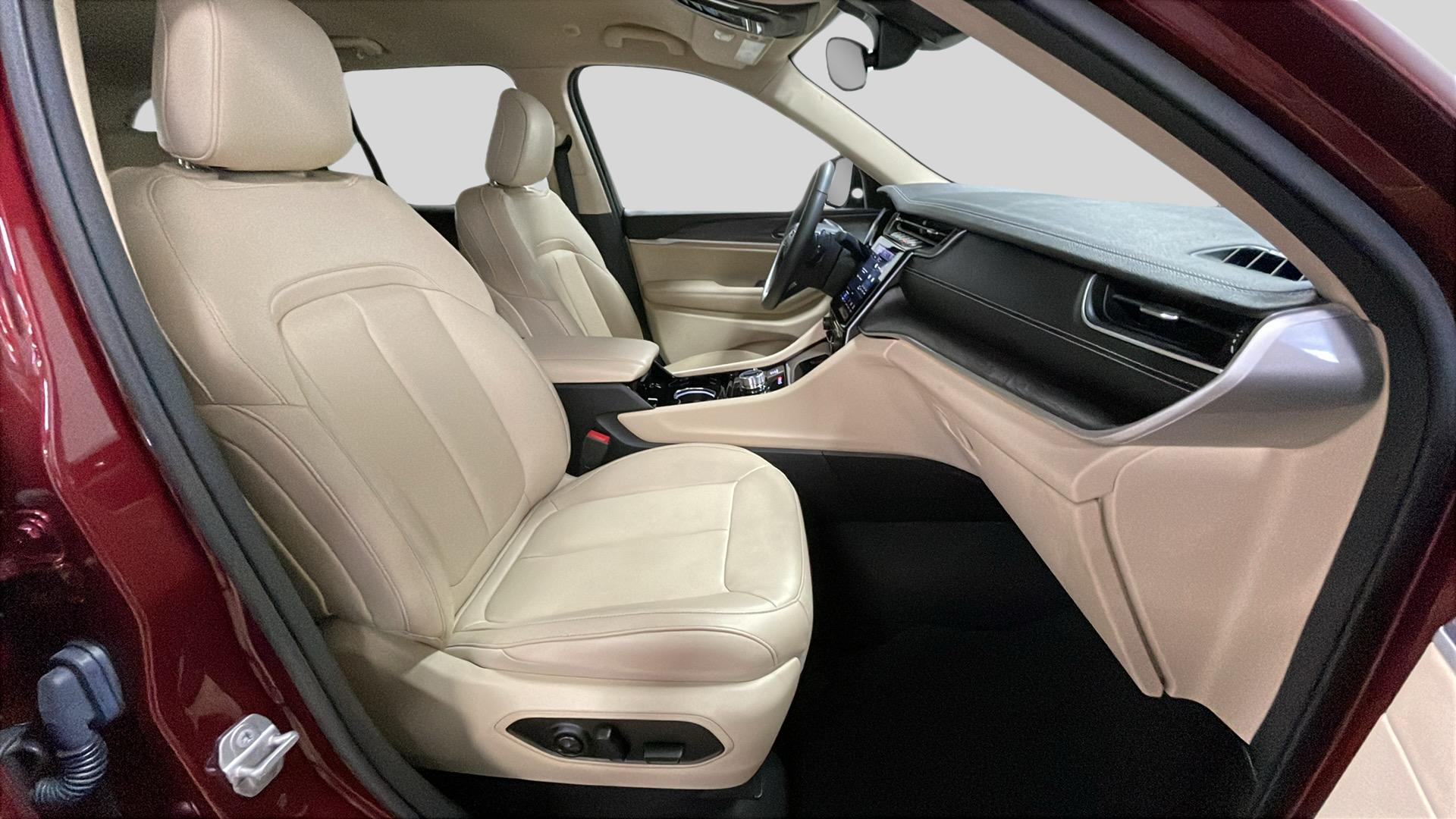 2022 Jeep Grand Cherokee Limited - Photo 16