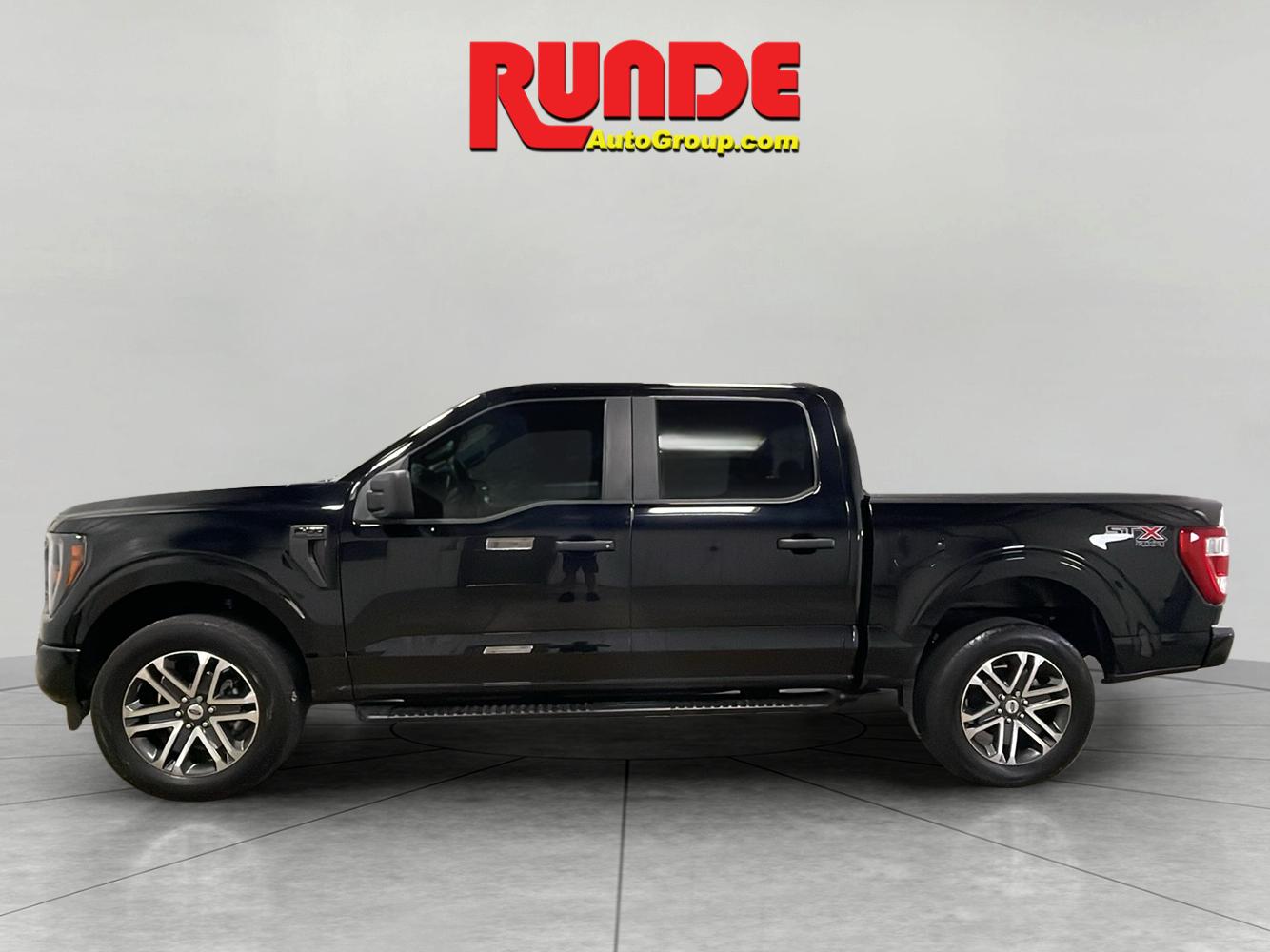 2023 Ford F-150 XL STX photo 2
