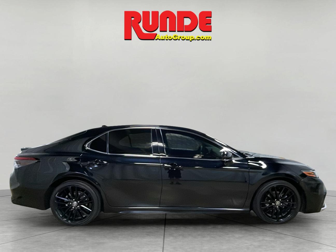 2021 Toyota Camry XSE photo 6