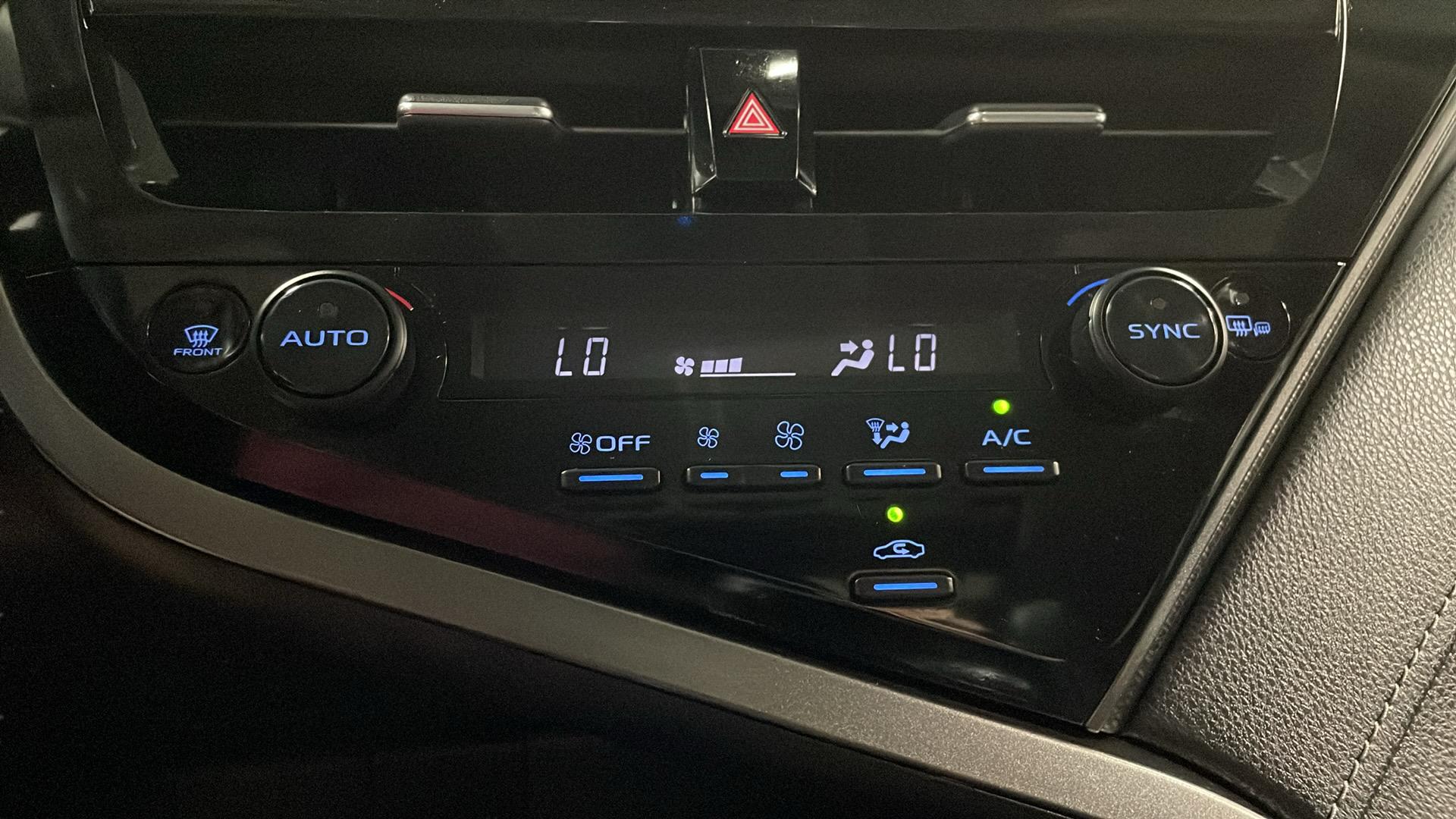 2021 Toyota Camry XSE photo 10