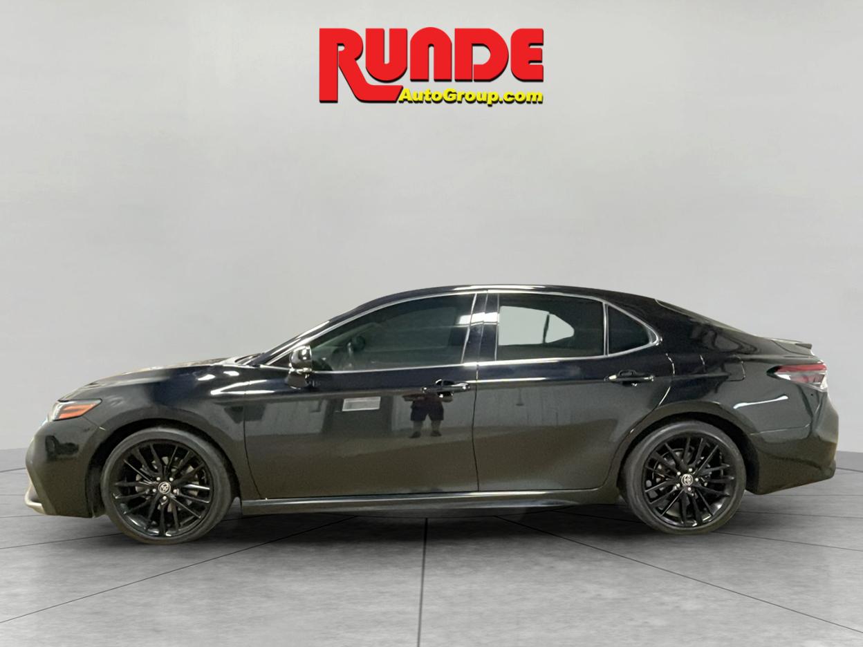 2021 Toyota Camry XSE photo 2