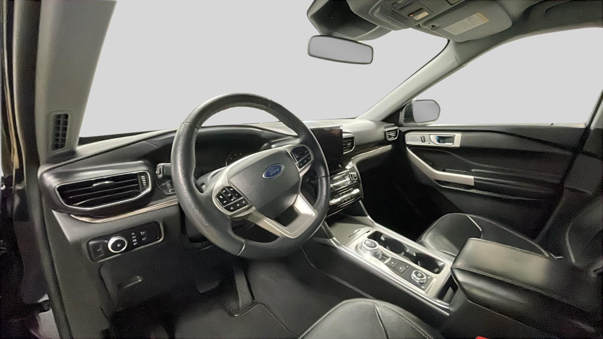 2023 Ford Explorer Limited photo 10