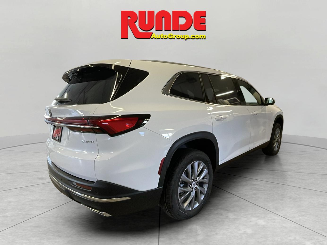 2026 Buick Enclave Preferred photo 5