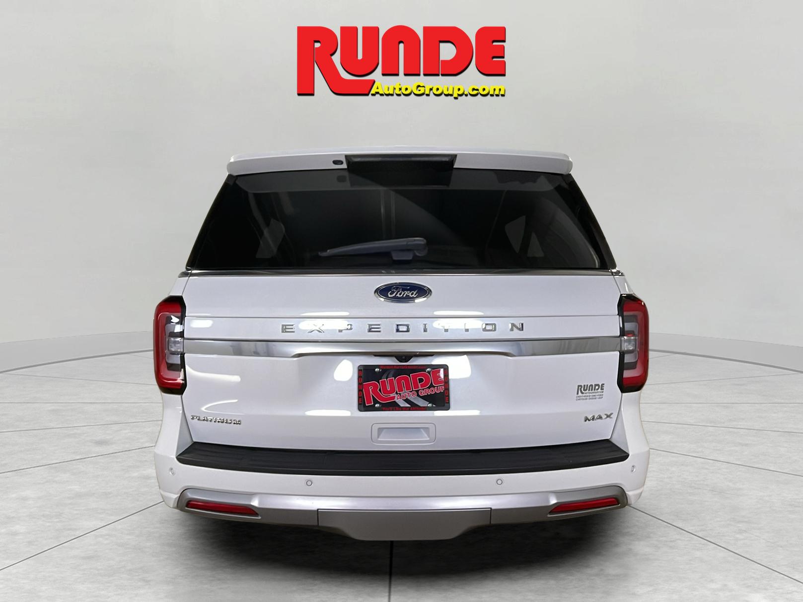2022 Ford Expedition MAX Platinum photo 4