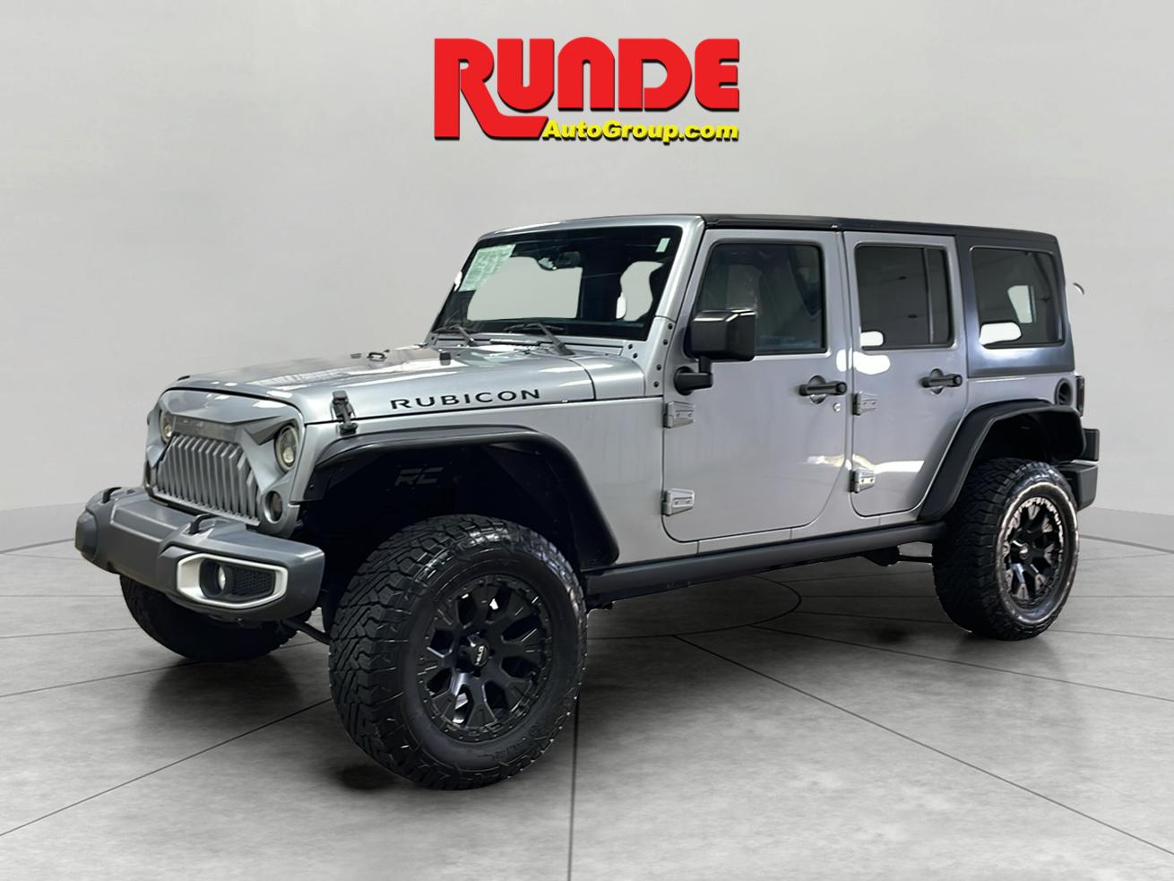2017 Jeep Wrangler Unlimited Willys Wheeler photo 12