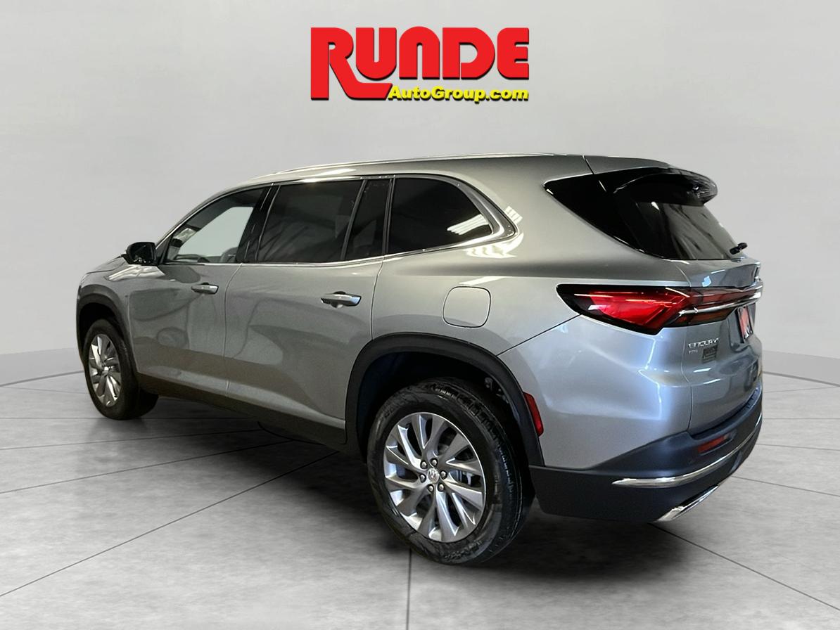 2026 Buick Enclave Preferred photo 3