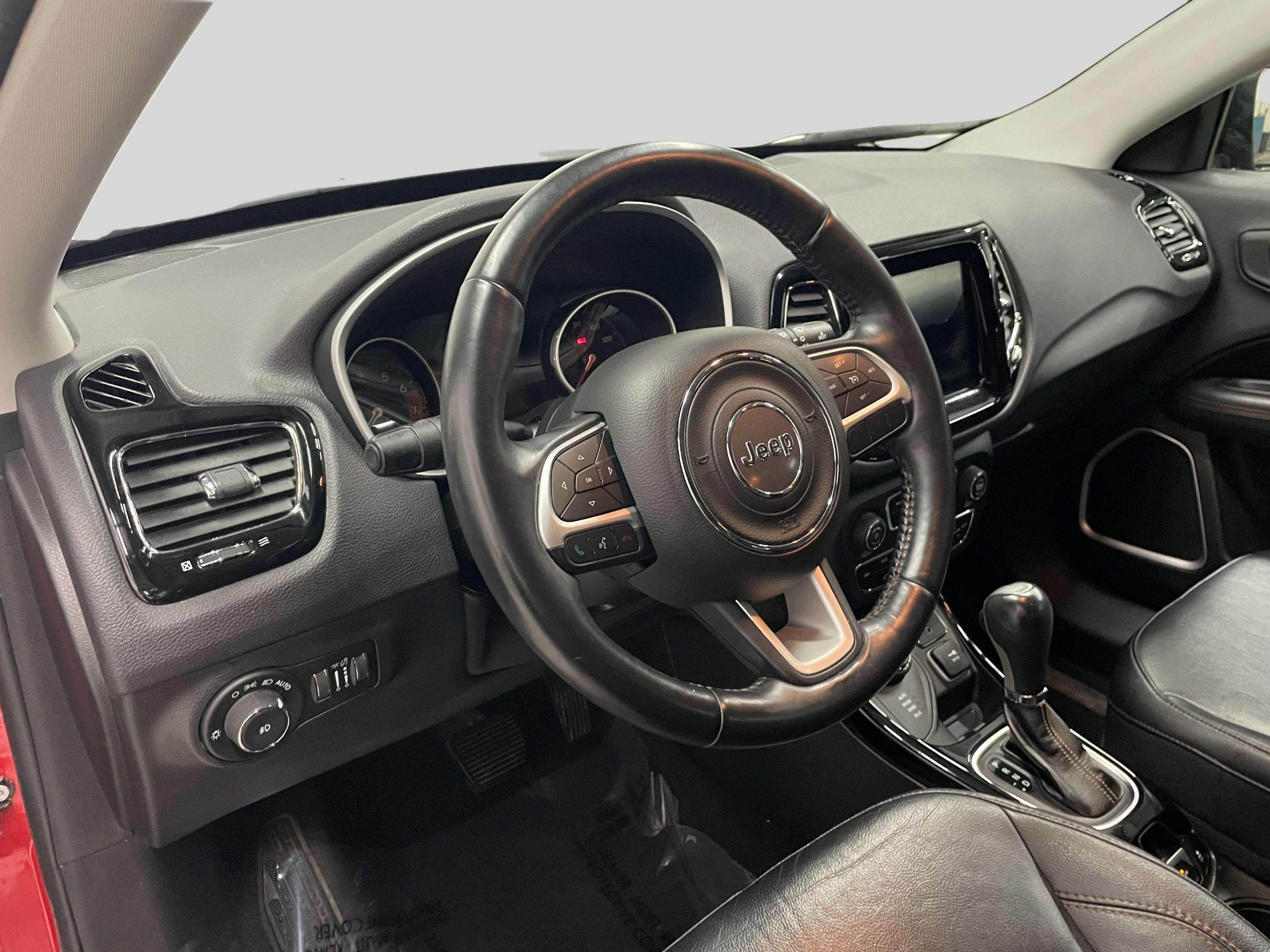 2018 Jeep Compass Limited photo 12