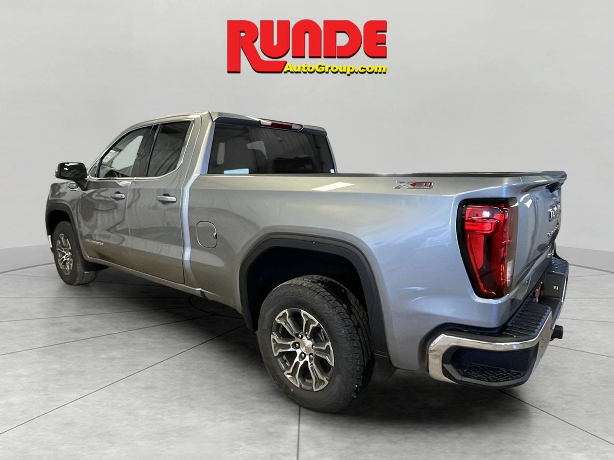 2026 Gmc Sierra 1500 SLE photo 3