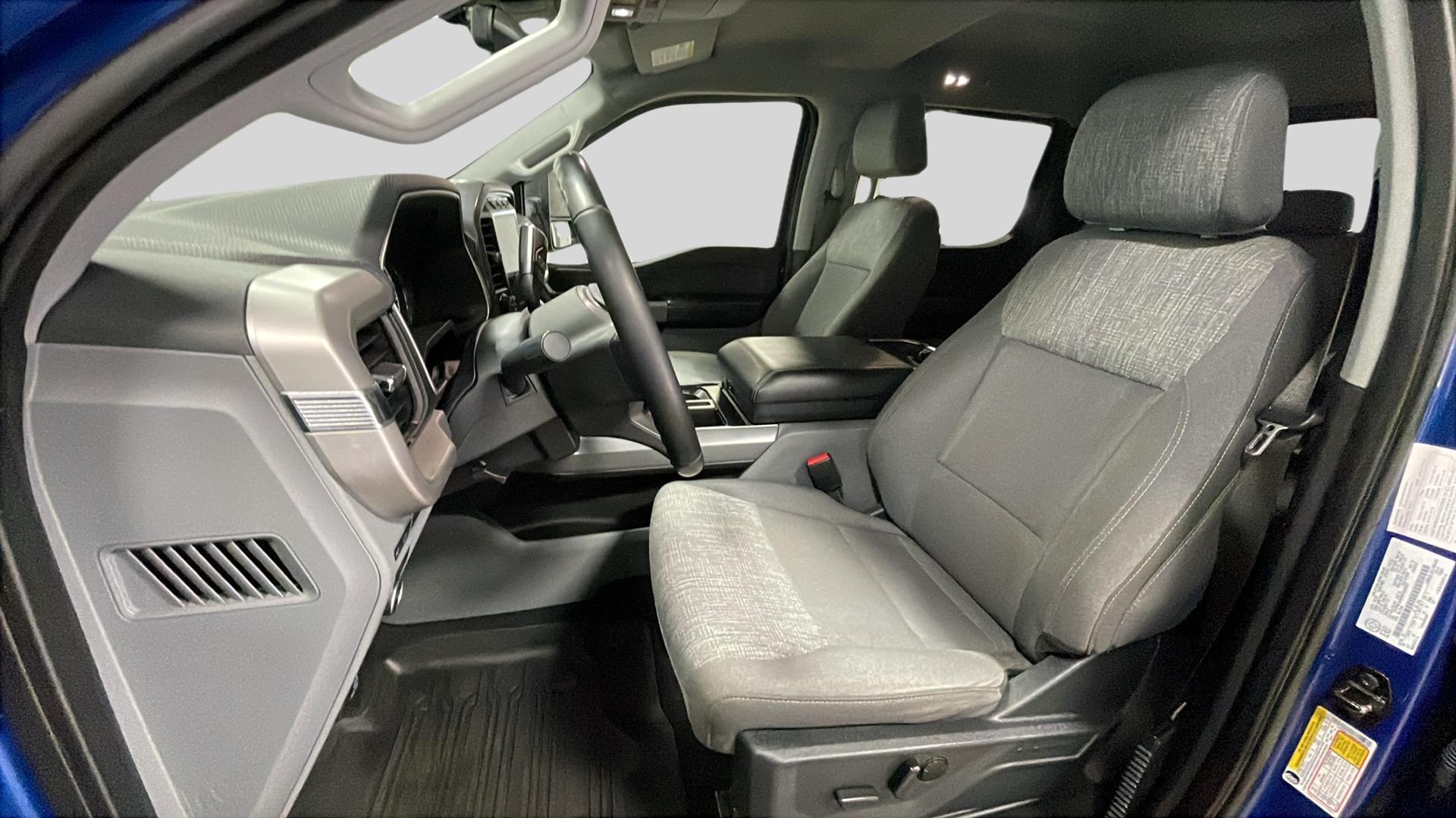 2022 Ford F-150 XLT photo 10