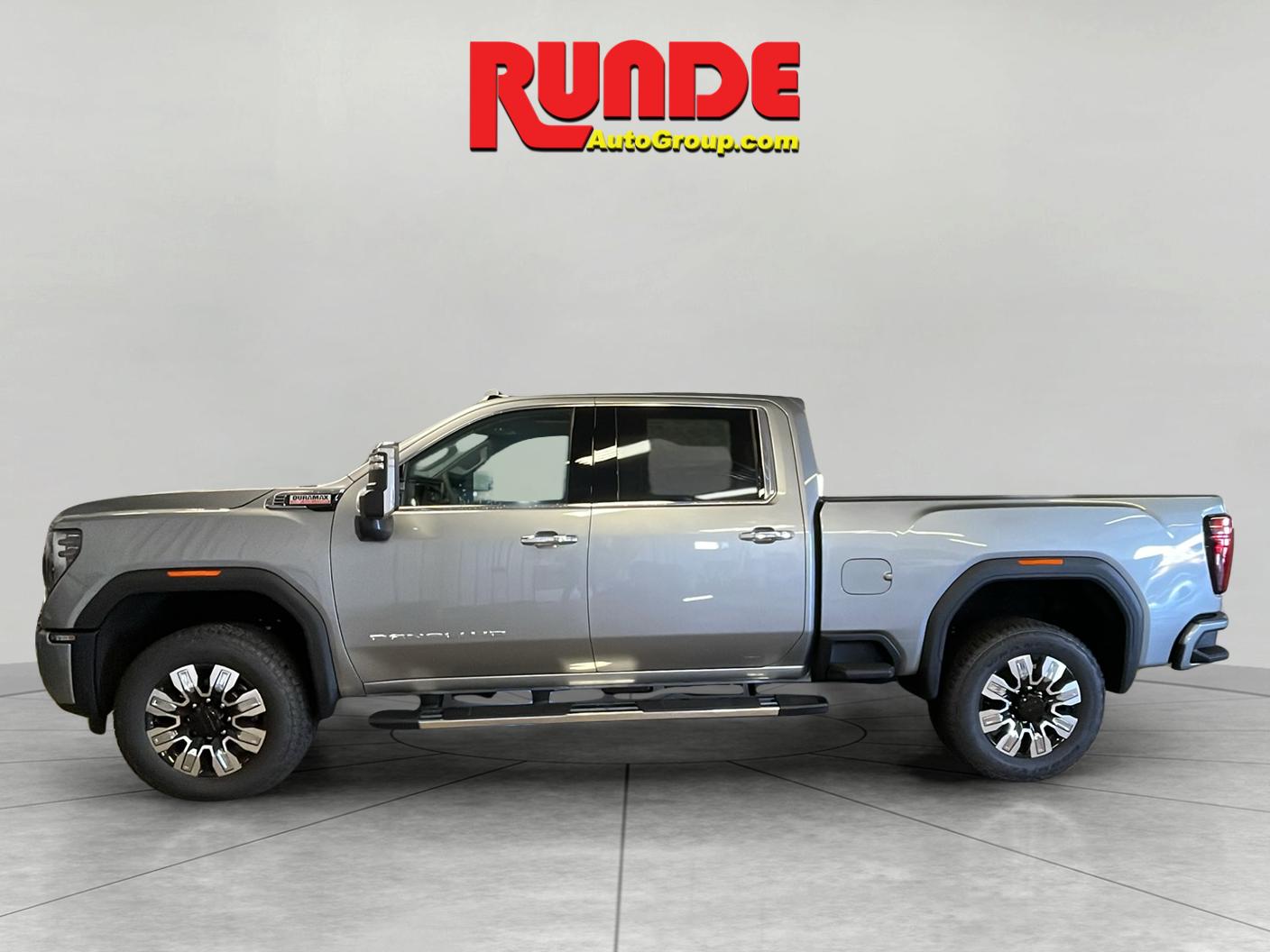 2025 Gmc Sierra HD Denali photo 2