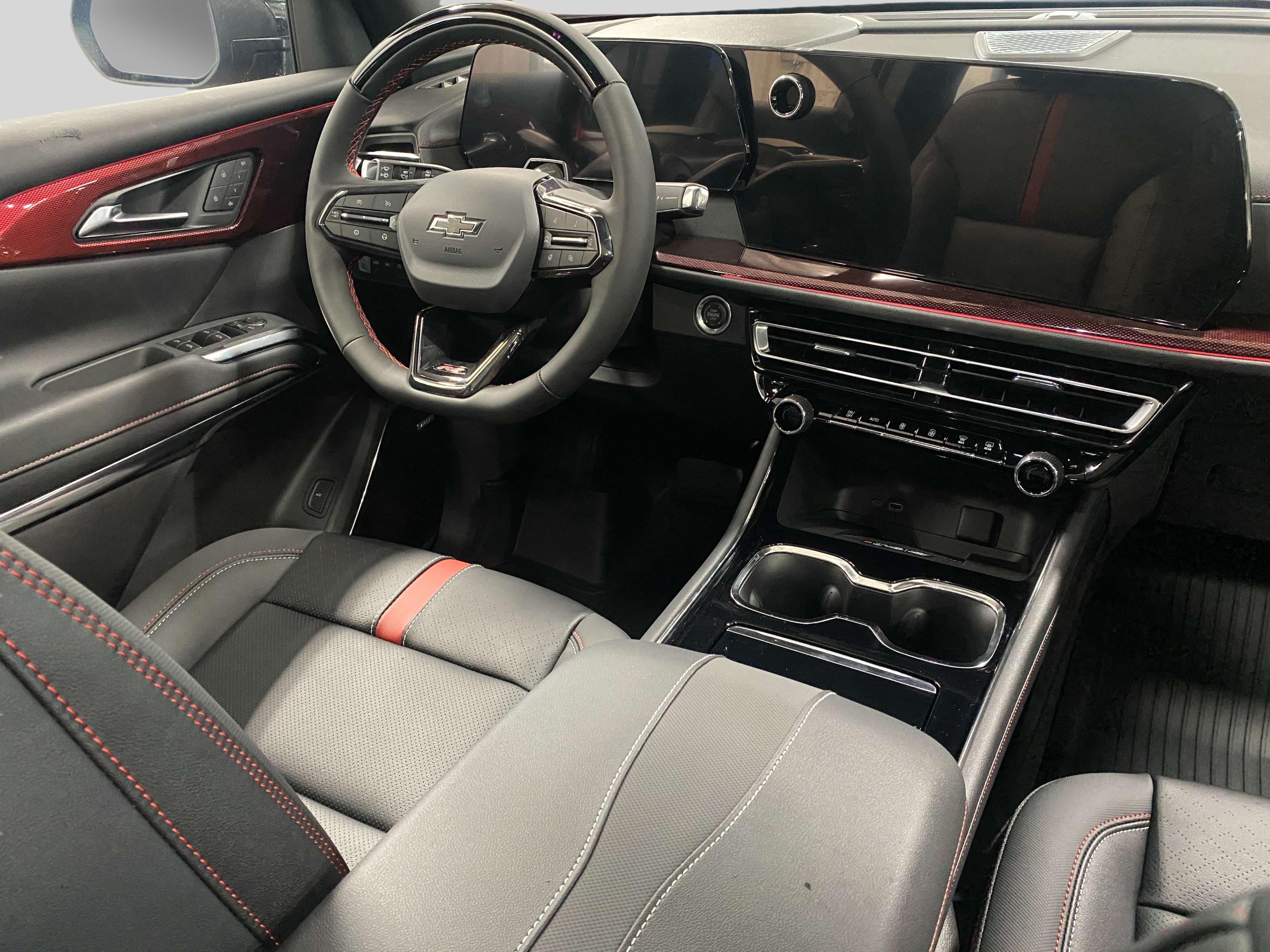 2026 Chevrolet Traverse RS photo 13