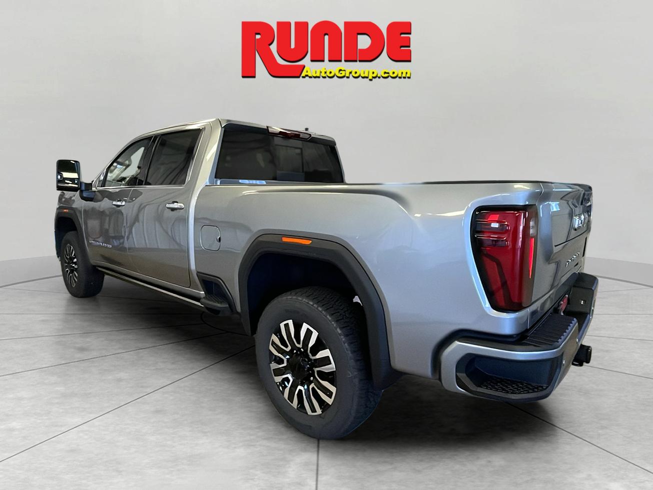 2025 Gmc Sierra 2500 Denali Ultimate photo 3
