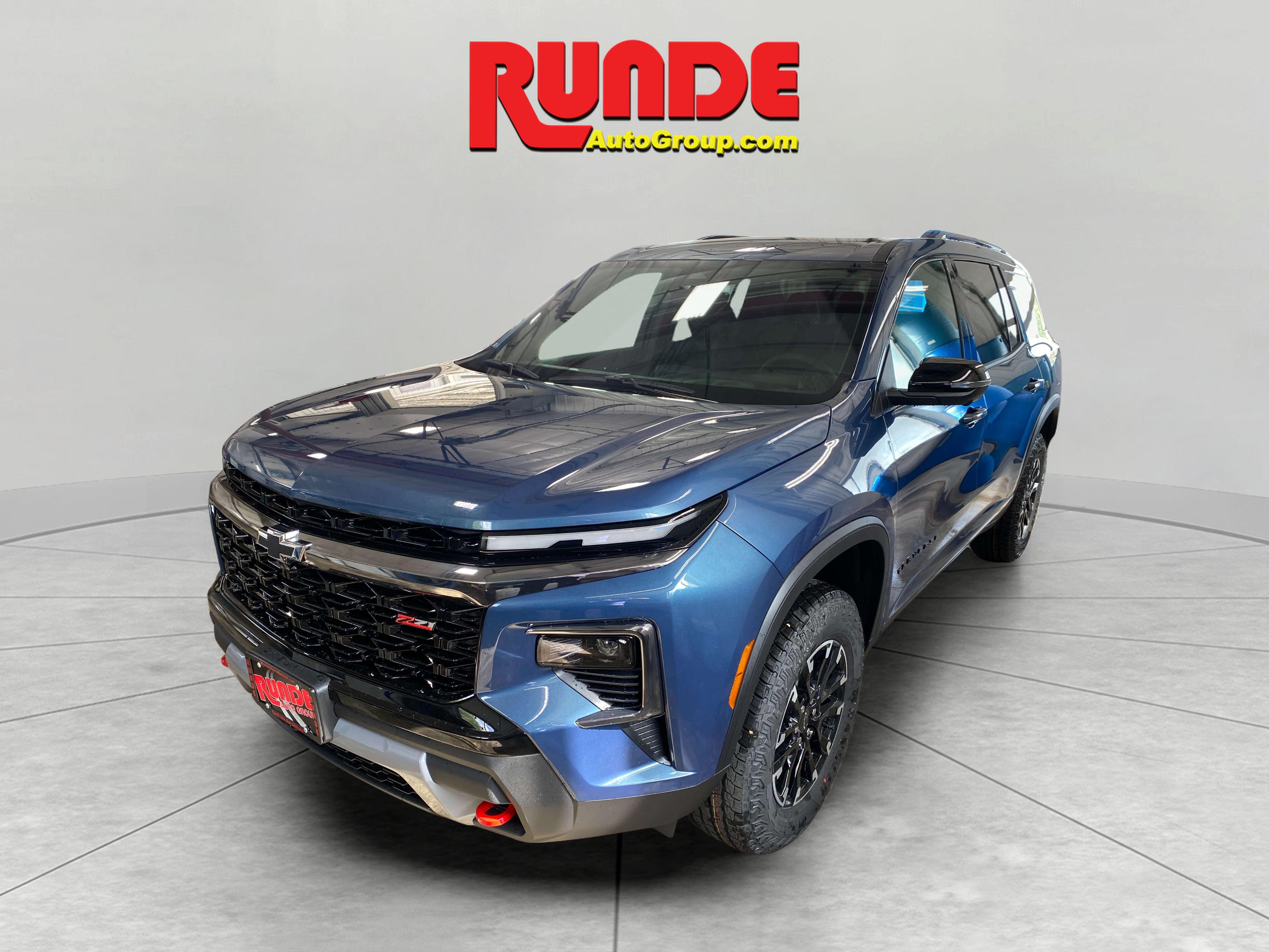 2026 Chevrolet Traverse Z71 photo 3