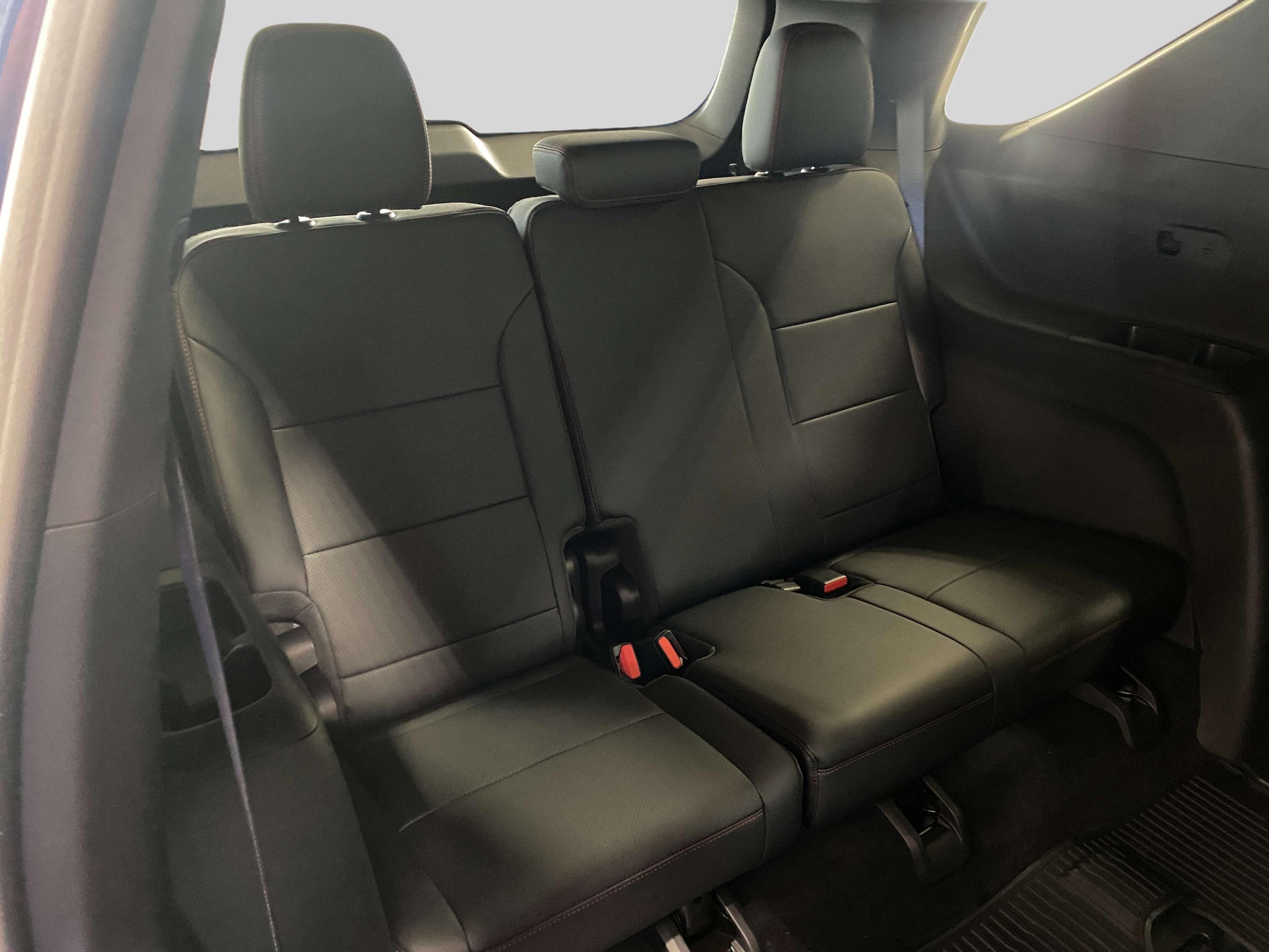 2026 Chevrolet Traverse Z71 photo 12