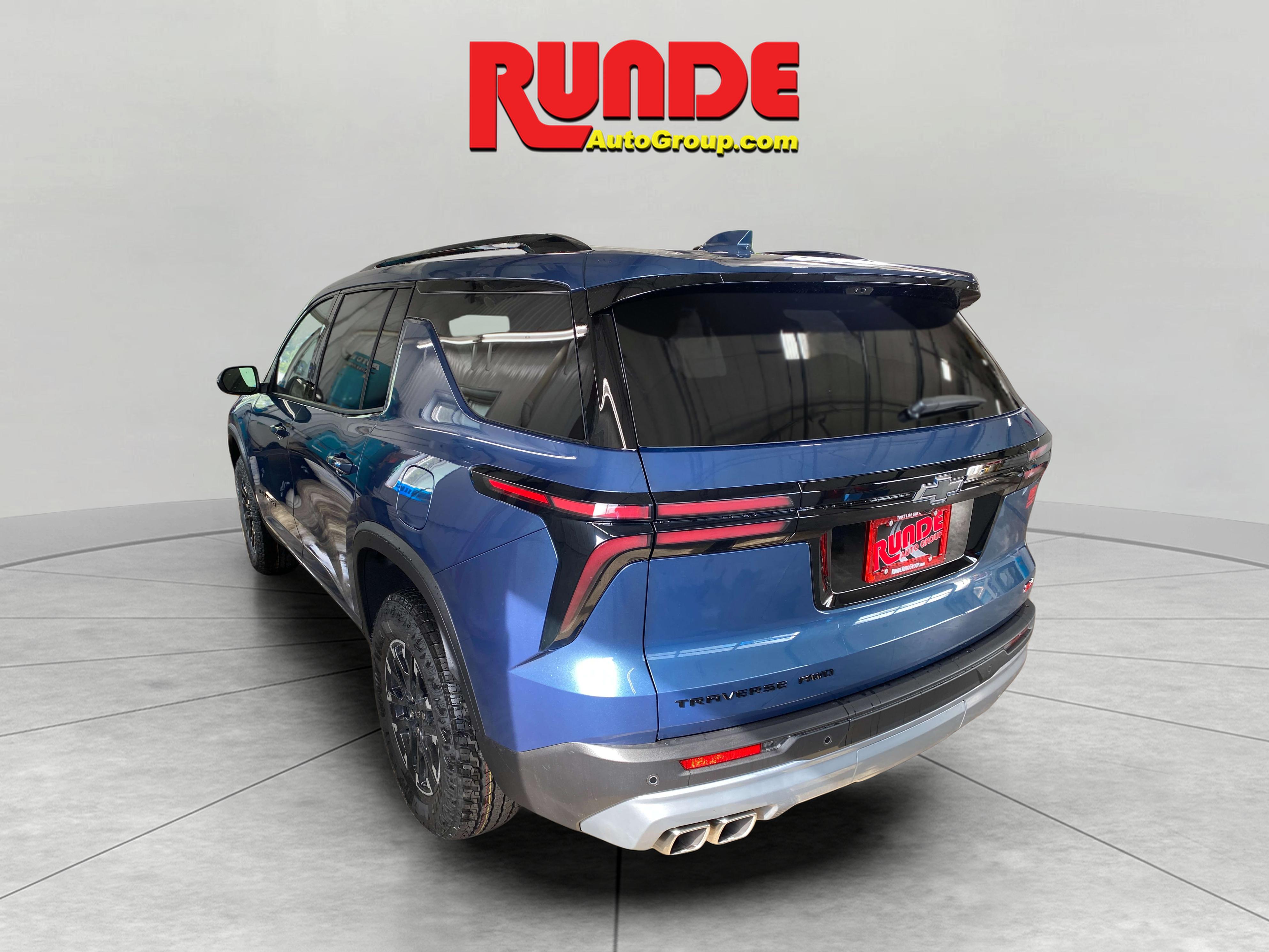 2026 Chevrolet Traverse Z71 photo 4