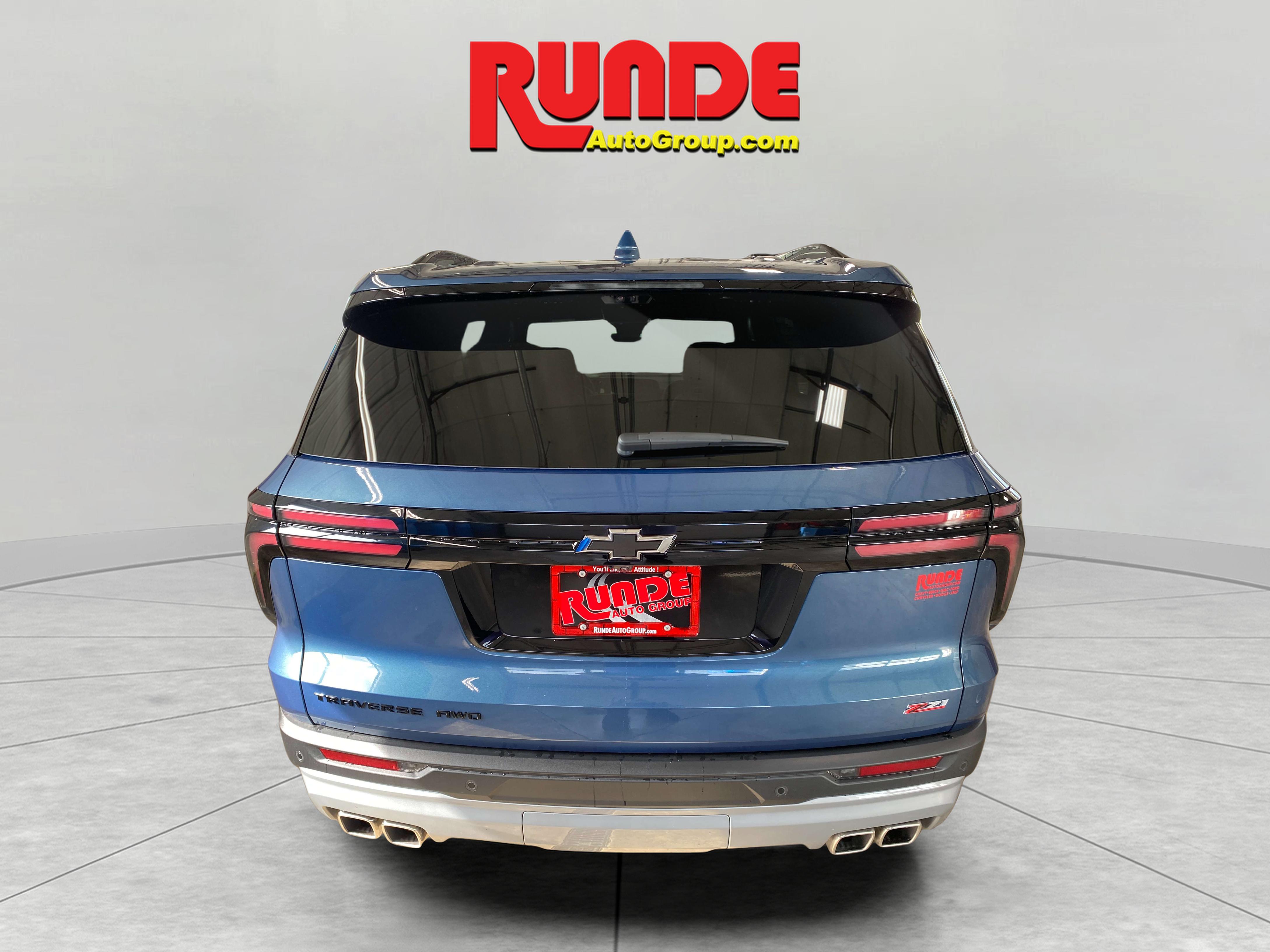 2026 Chevrolet Traverse Z71 photo 5
