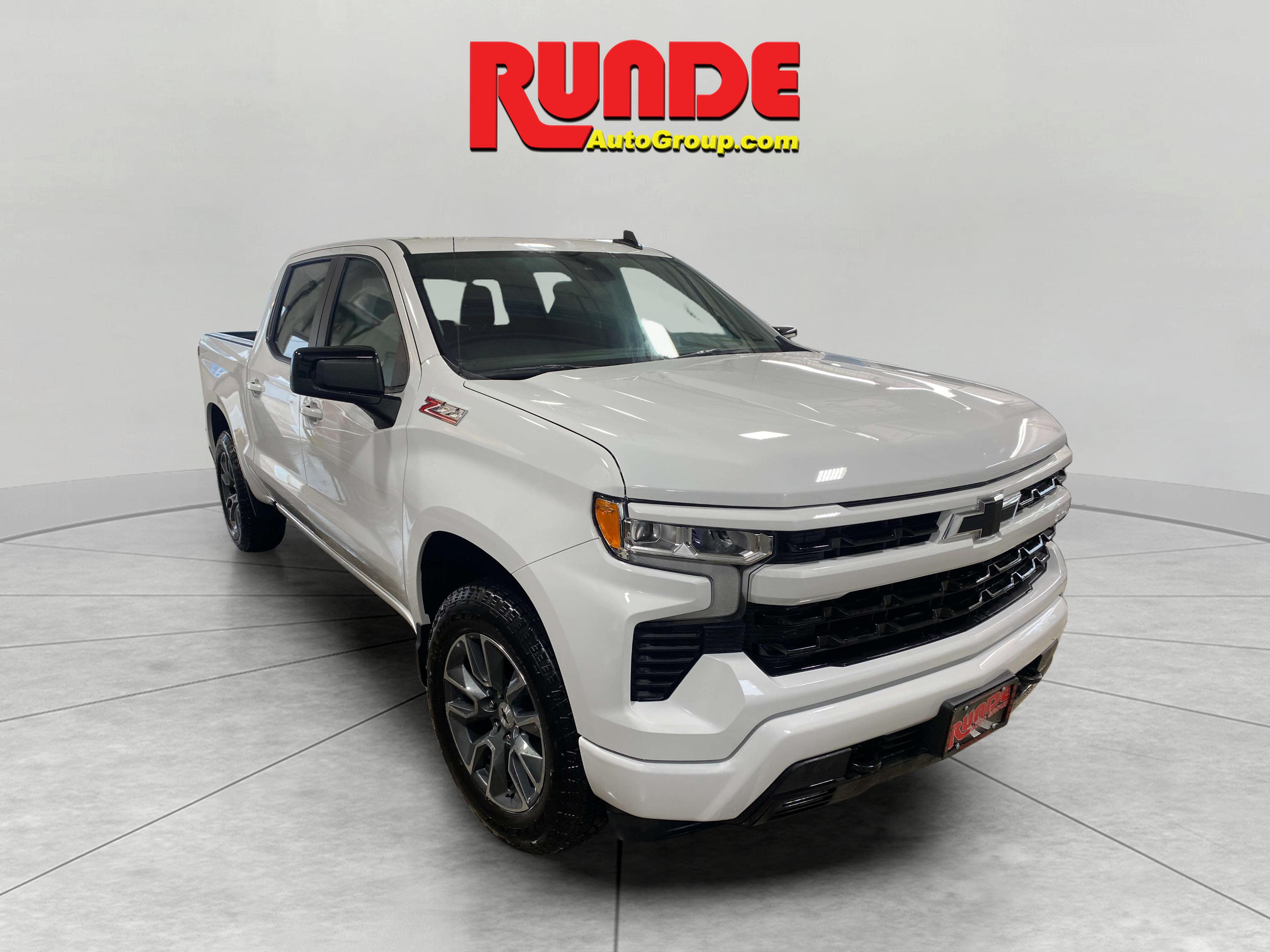 2026 Chevrolet Silverado 1500 RST photo 4