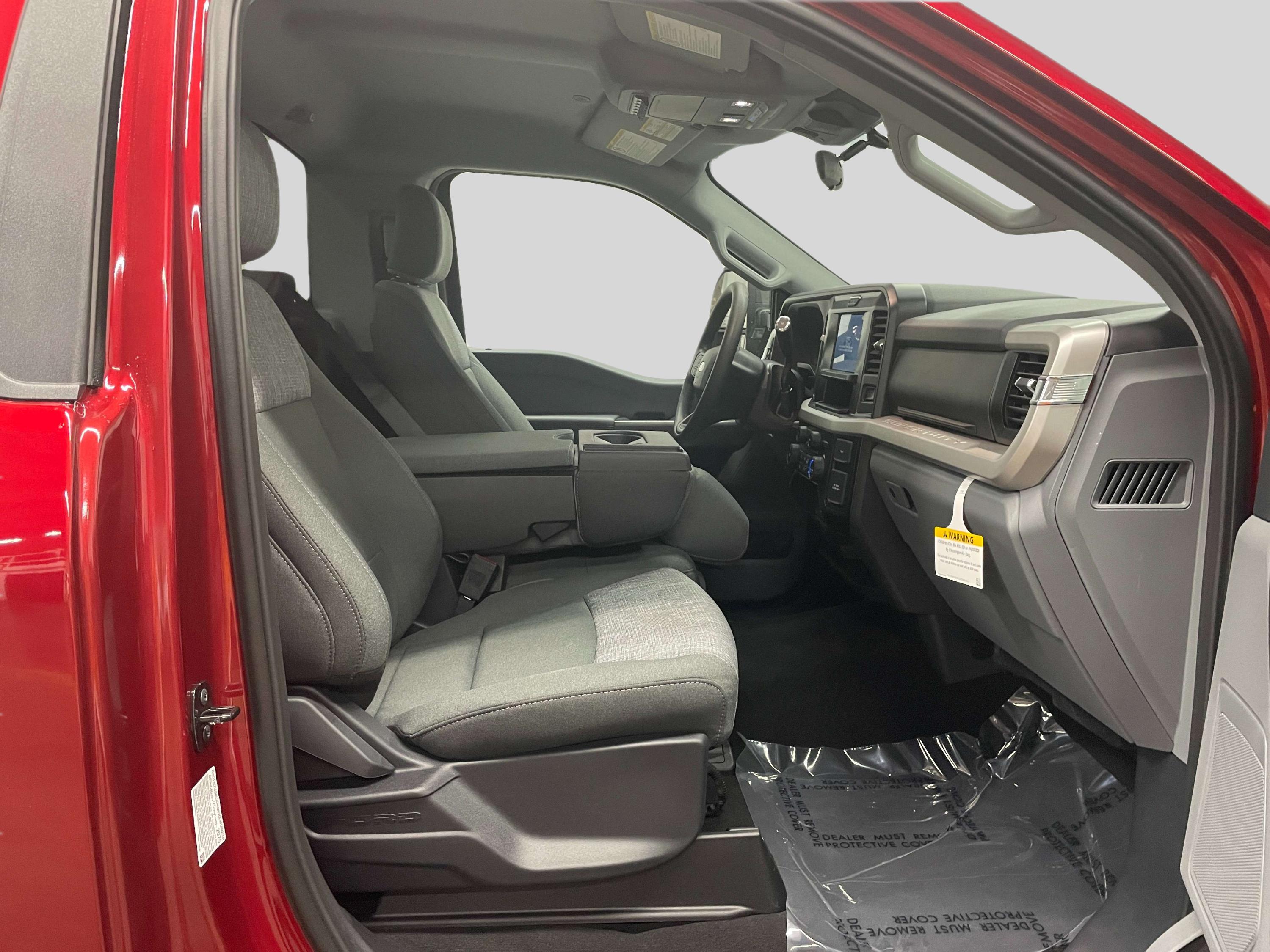 2025 Ford F-350 XLT photo 14