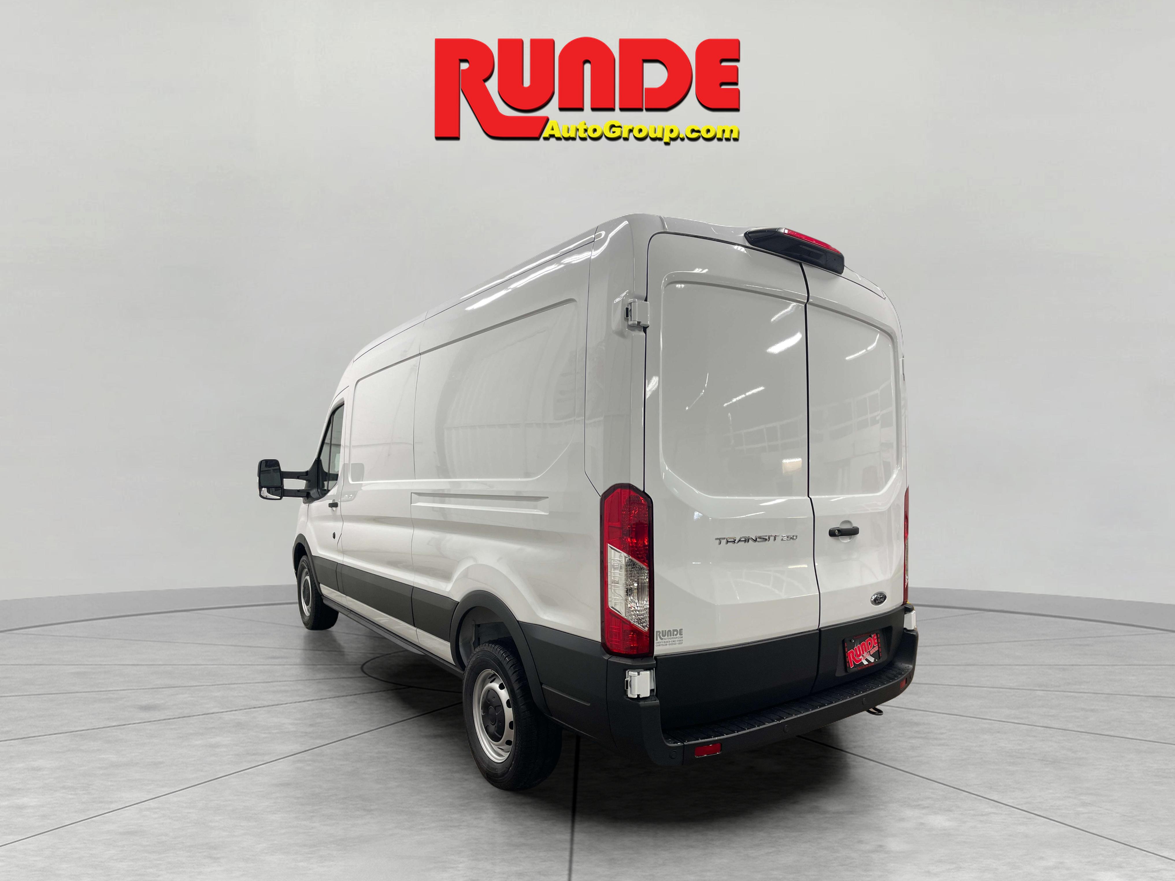 2025 Ford Transit Van Cargo photo 3