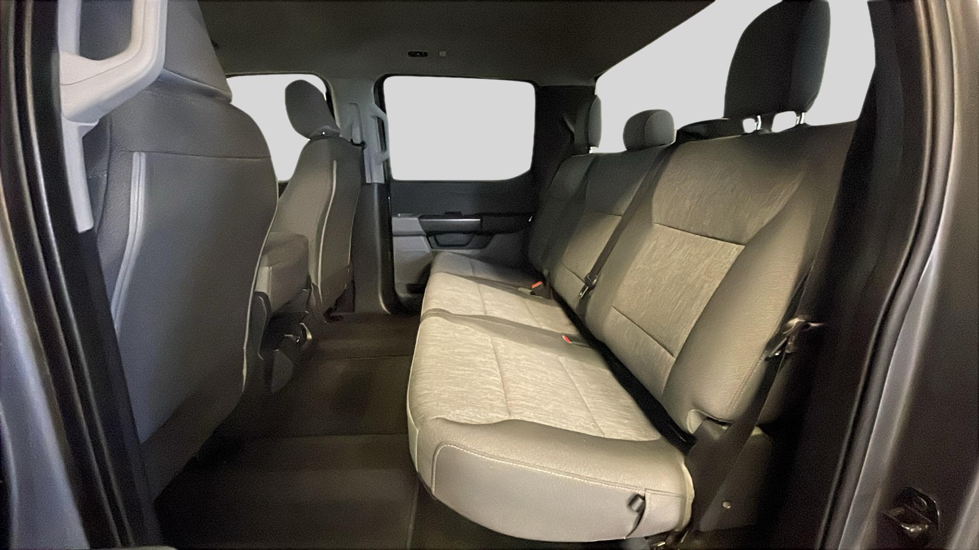 2022 Ford F-150 XL photo 14