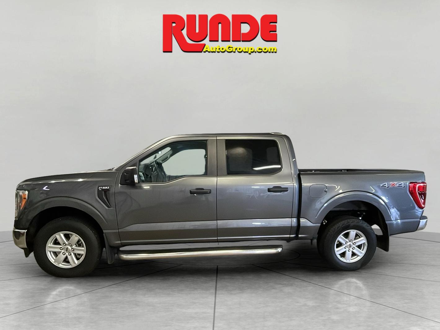 2022 Ford F-150 XL photo 2