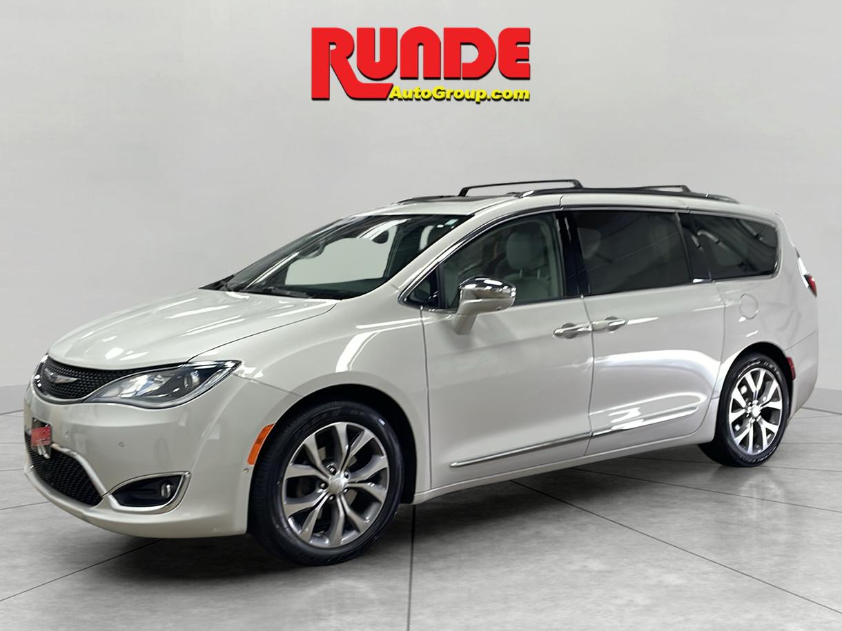 2024 Chrysler Pacifica Hybrid S Appearance photo 23