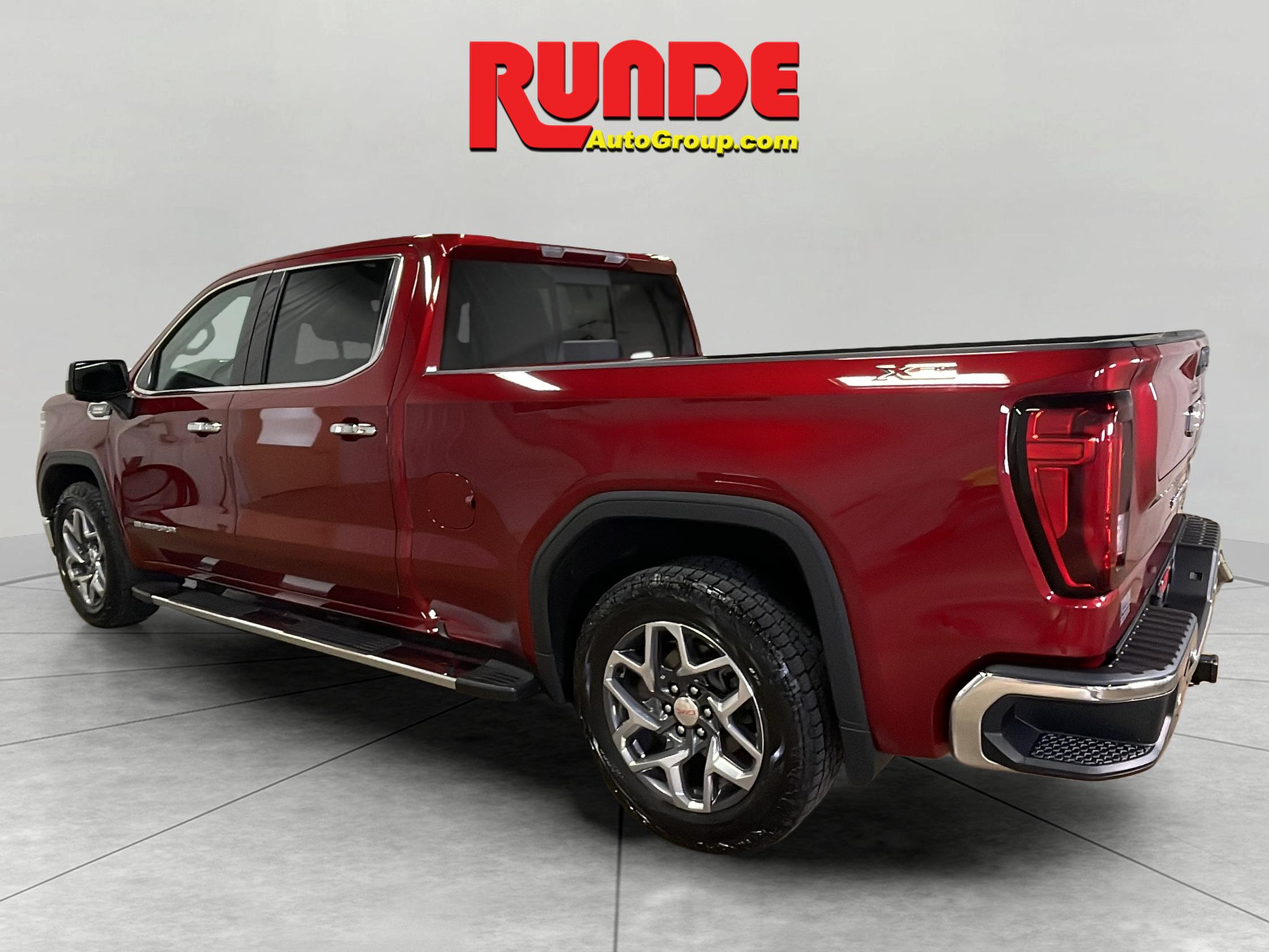 2022 Gmc Sierra 1500 SLT photo 3