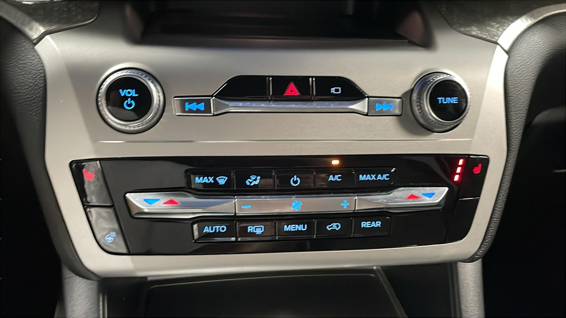 2022 Ford Explorer Timberline photo 11