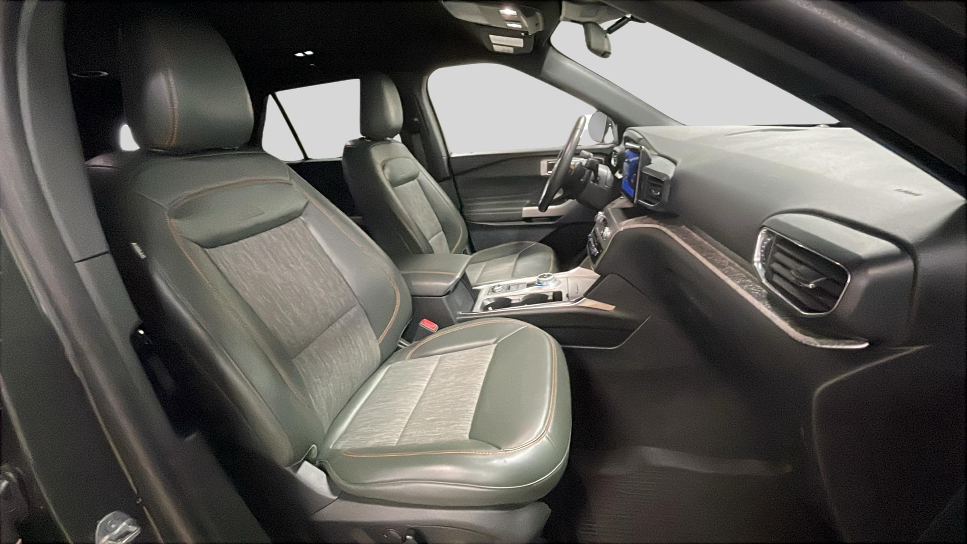2022 Ford Explorer Timberline photo 13