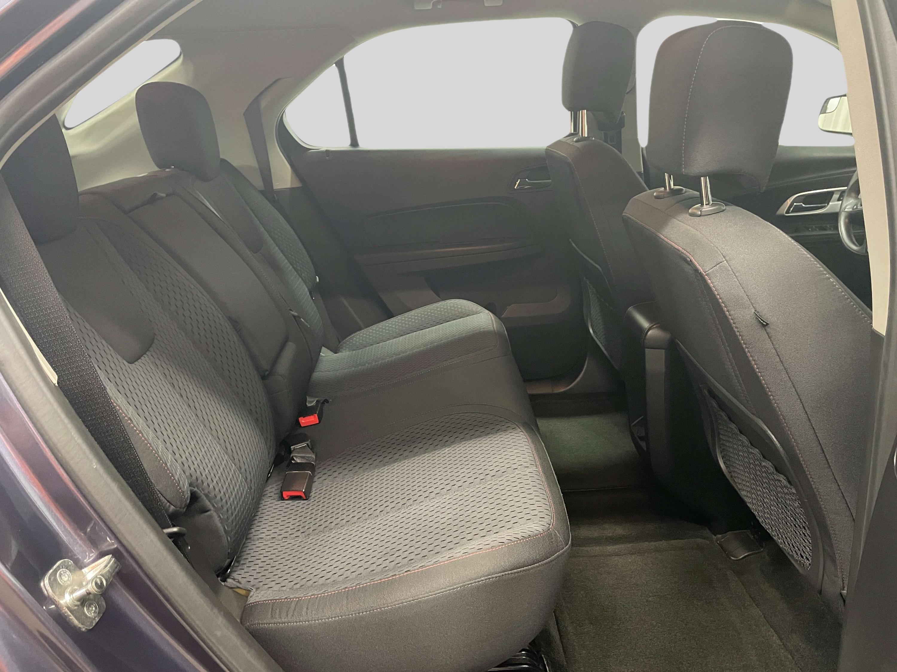 2013 Chevrolet Equinox LS photo 16