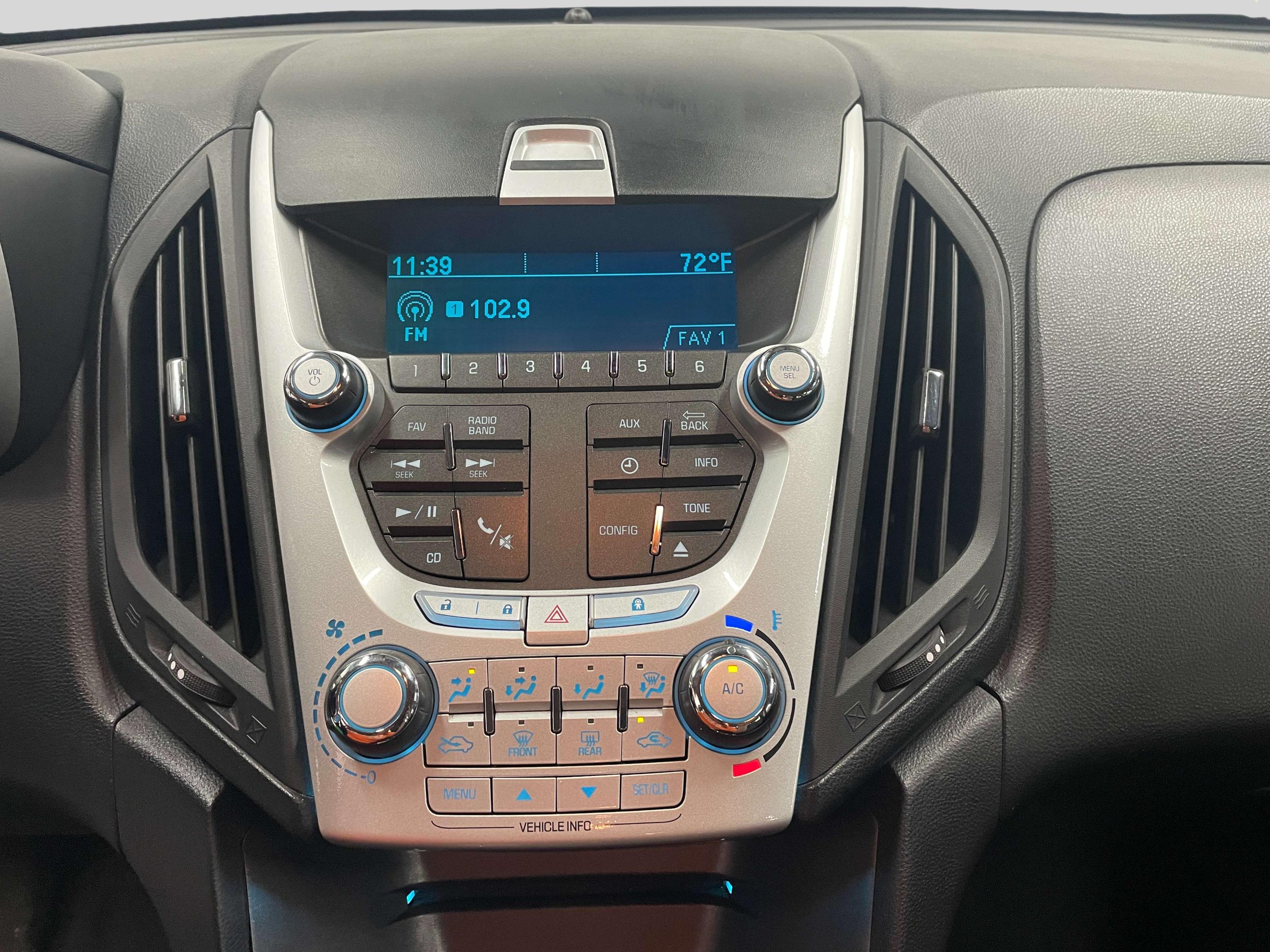2013 Chevrolet Equinox LS photo 13