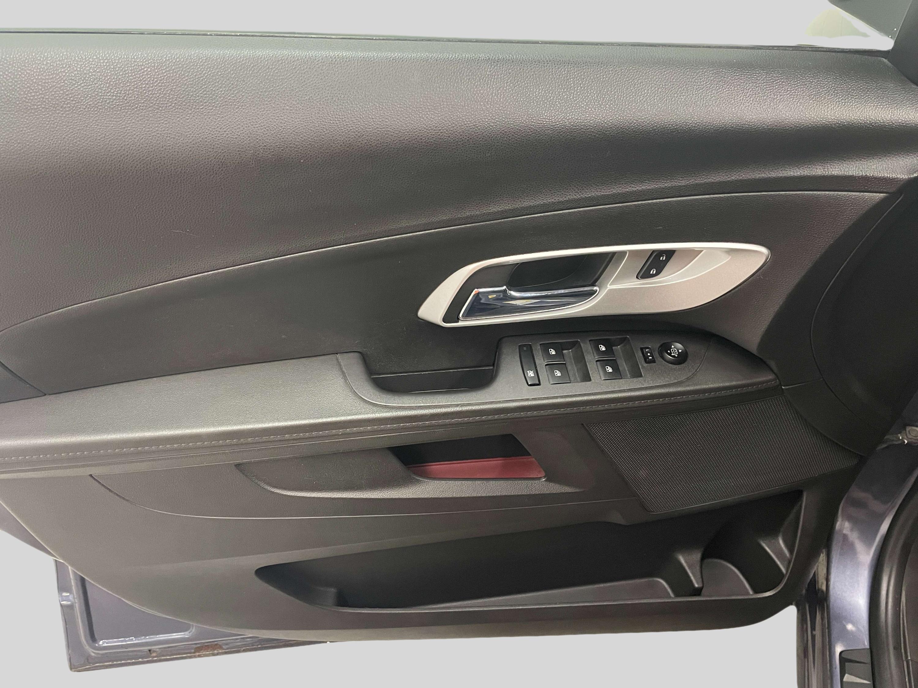 2013 Chevrolet Equinox LS photo 14