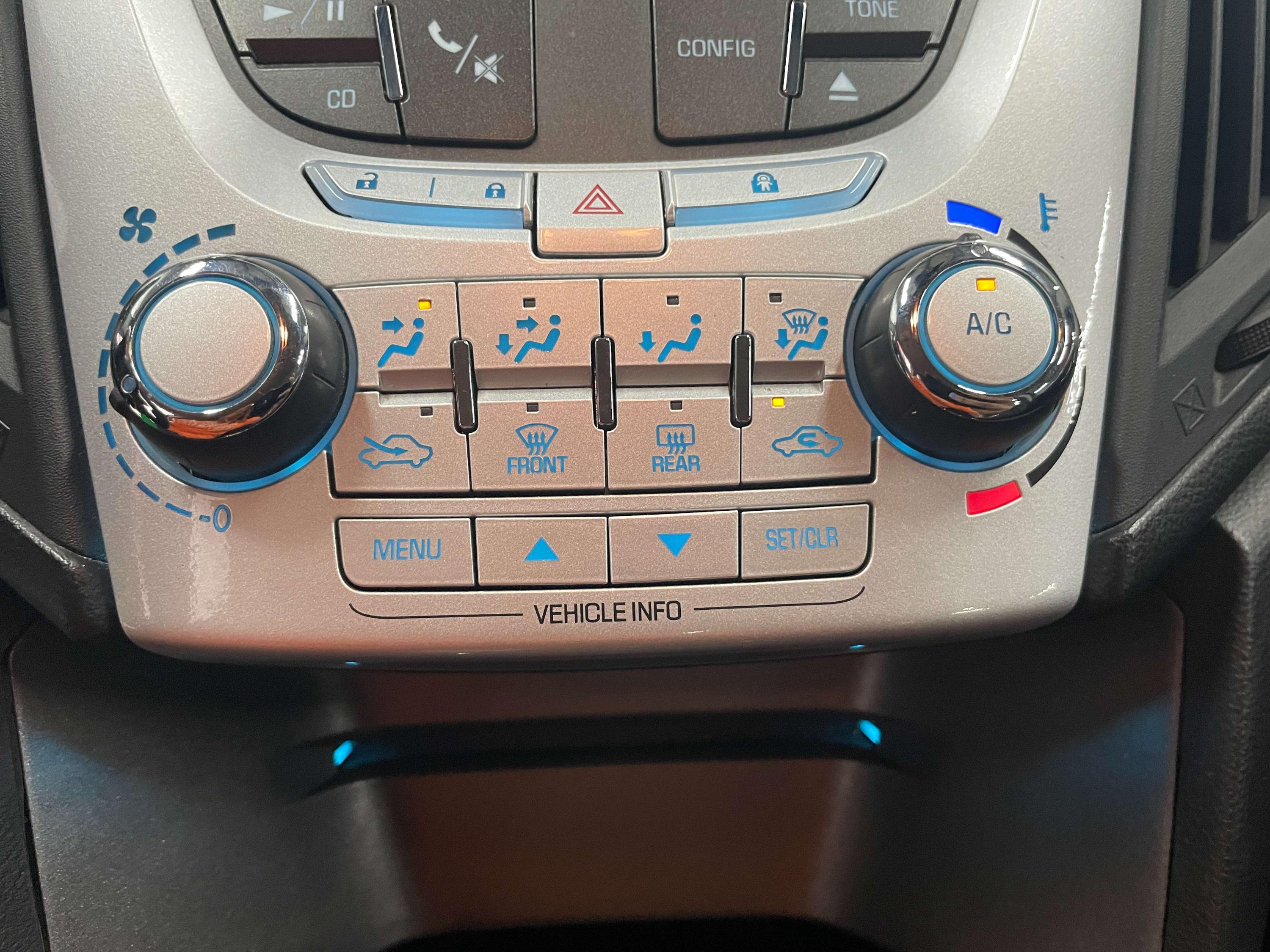 2013 Chevrolet Equinox LS photo 12