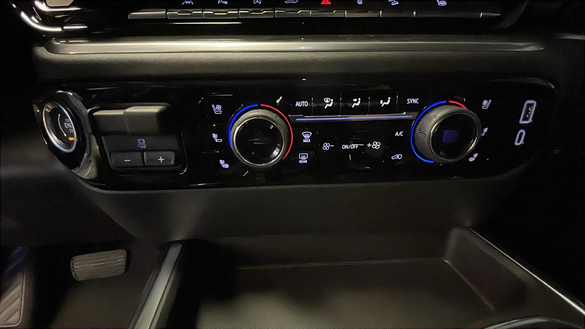 2026 Chevrolet Silverado 1500 LTZ photo 12