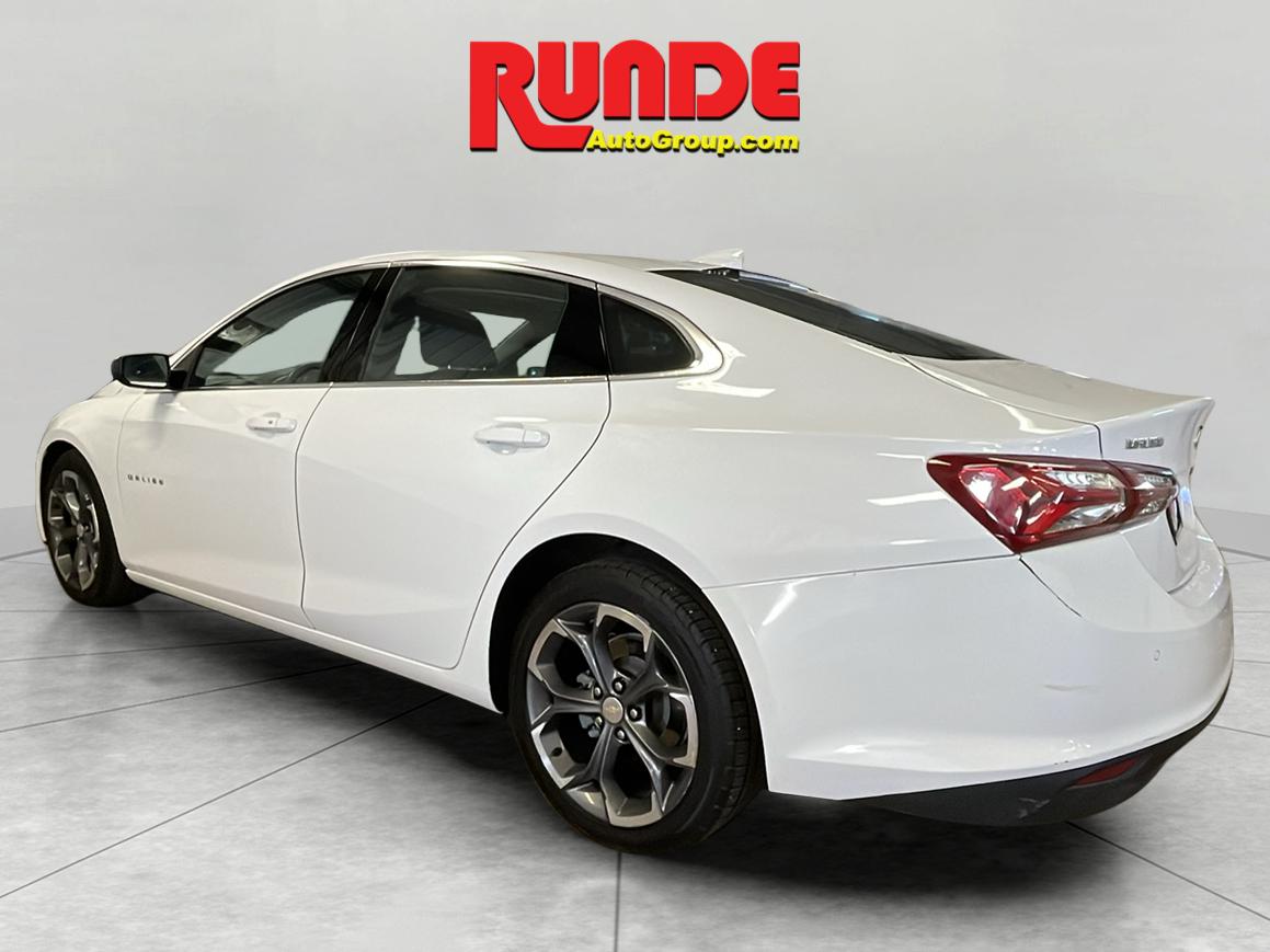 2022 Chevrolet Malibu 1LT photo 3