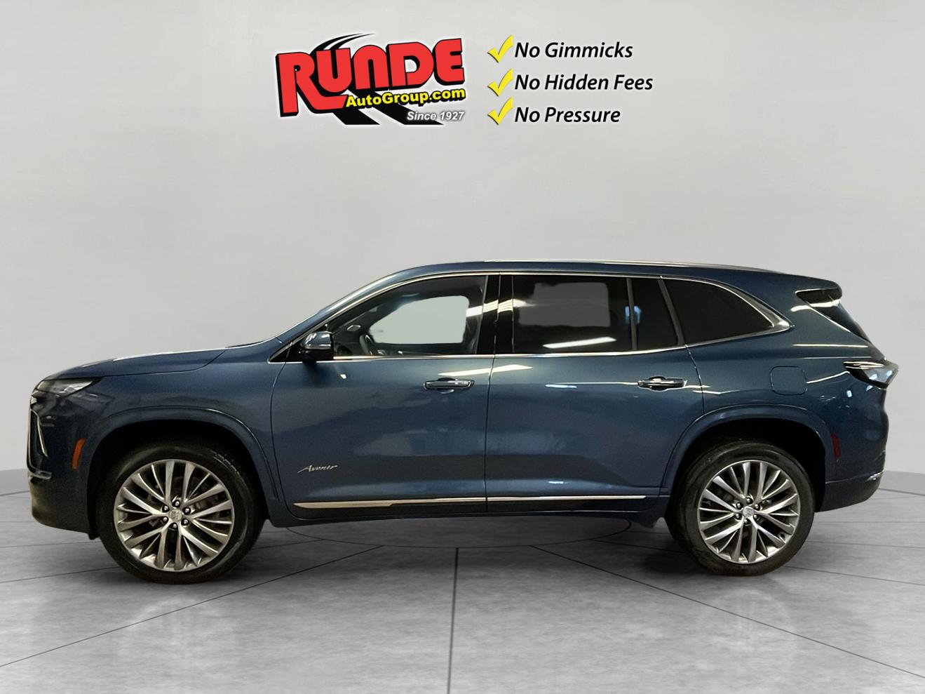 2026 Buick Enclave Avenir photo 2
