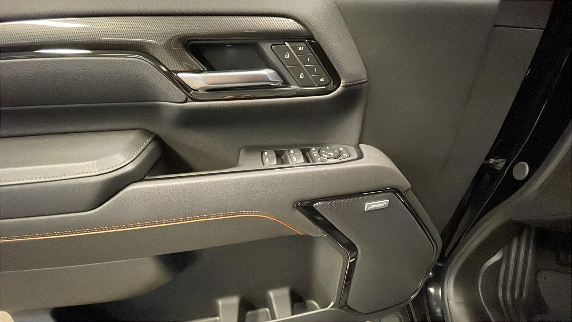 2025 Gmc Sierra 2500 HD AT4 photo 9