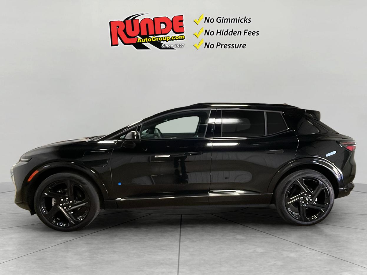 Used 2024 Chevrolet Equinox EV Launch Edition with VIN 3GN7DNRP2RS214761 for sale in East Dubuque, IL