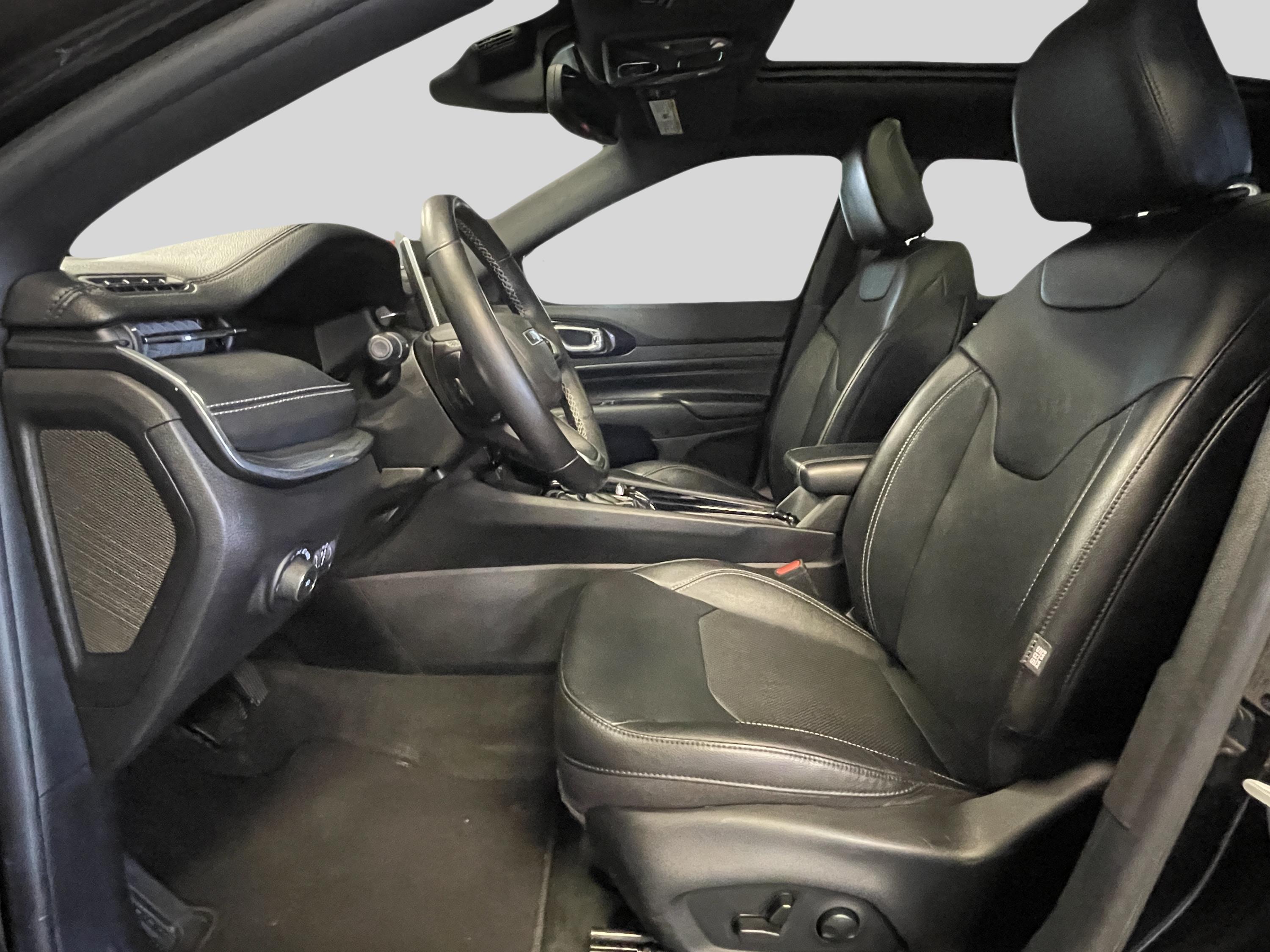 2022 Jeep Compass High Altitude photo 13