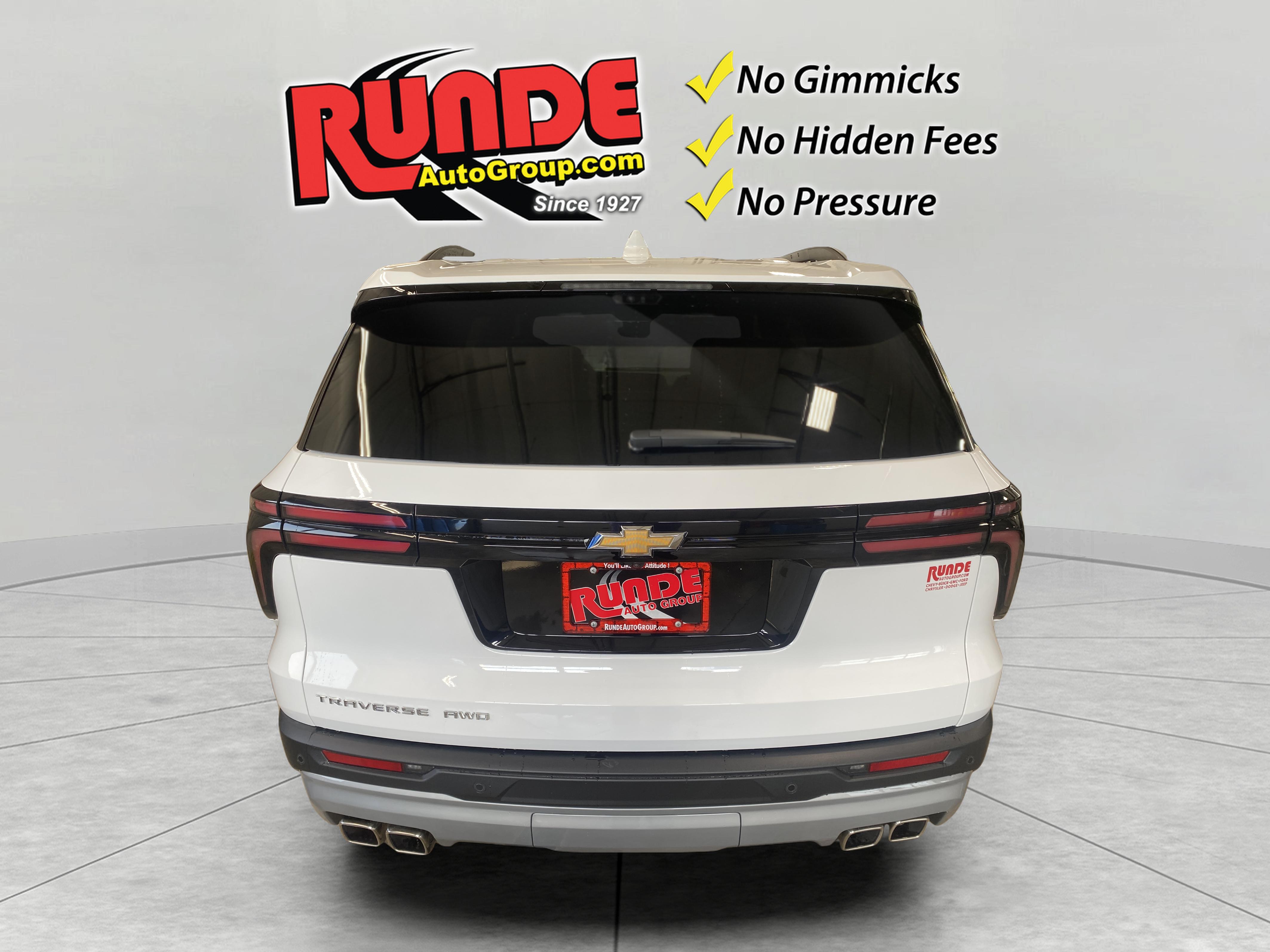 2026 Chevrolet Traverse photo 3