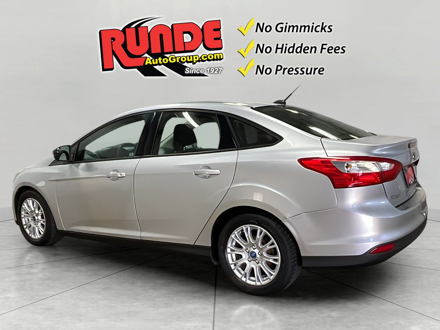 2012 Ford Focus SE photo 3