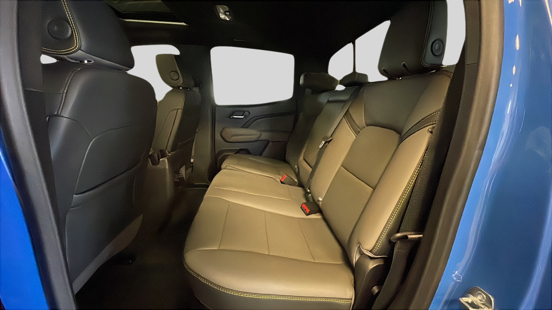 2026 Chevrolet Colorado ZR2 photo 13