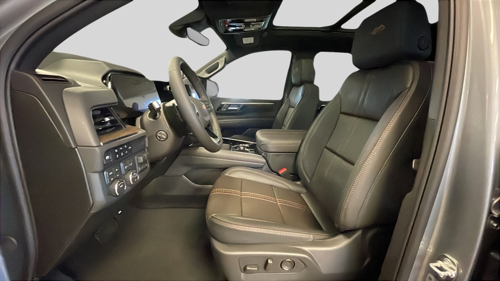 2026 Chevrolet Suburban High Country - Photo 11