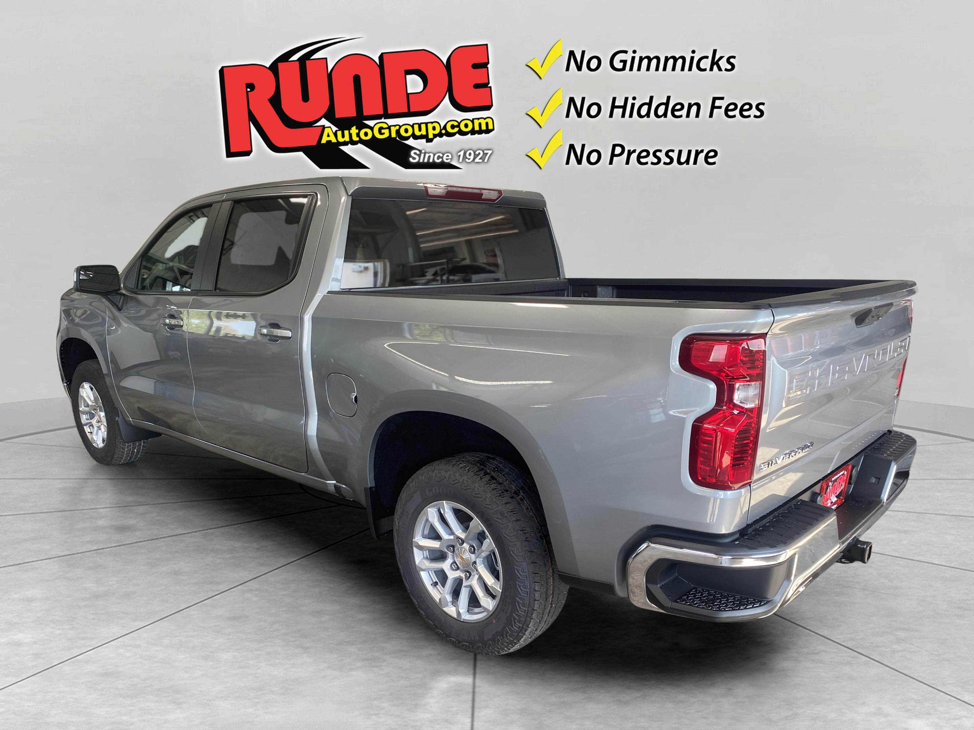 2026 Chevrolet Silverado 1500 LT photo 2