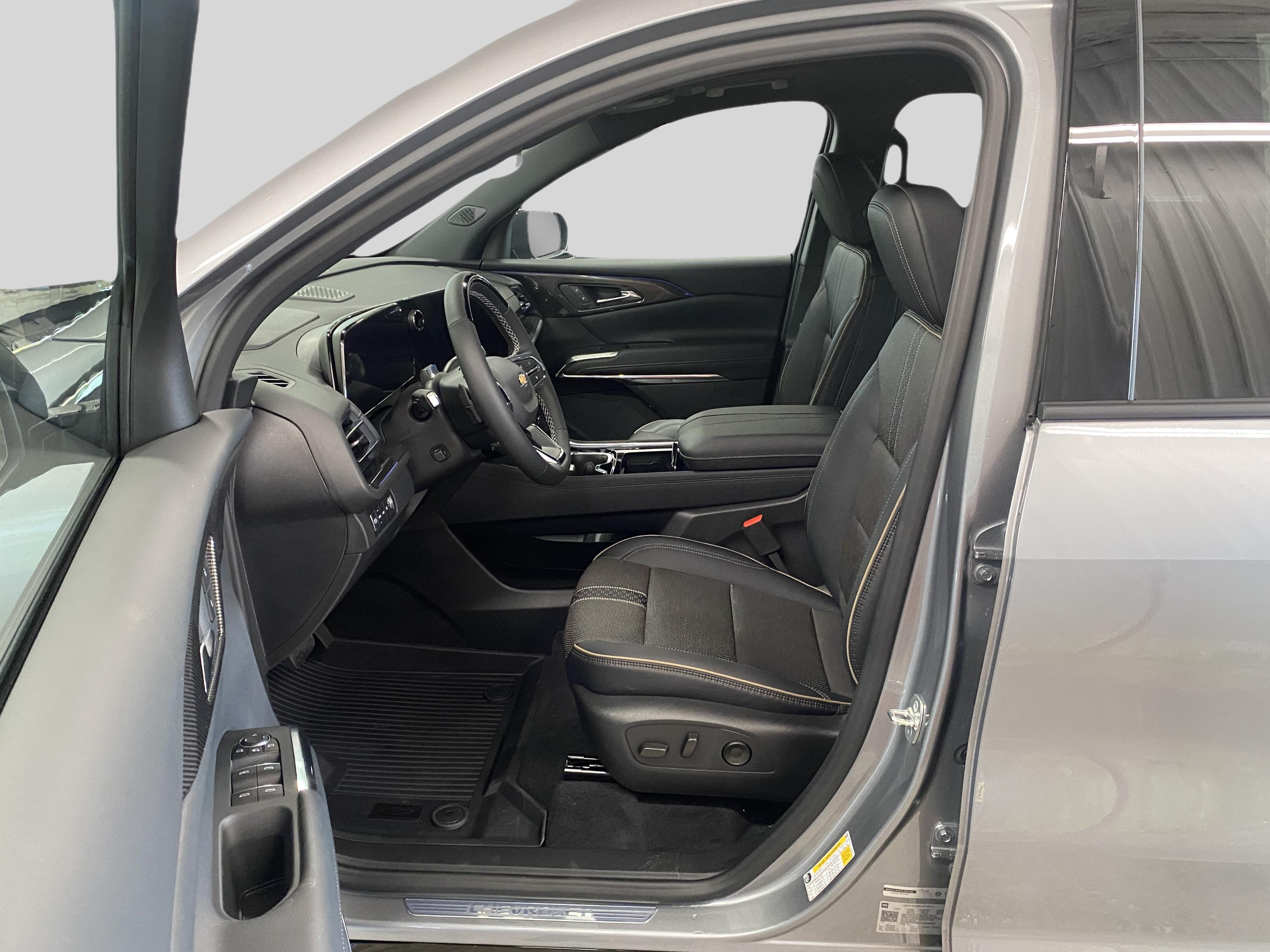 2026 Chevrolet Traverse High Country photo 14
