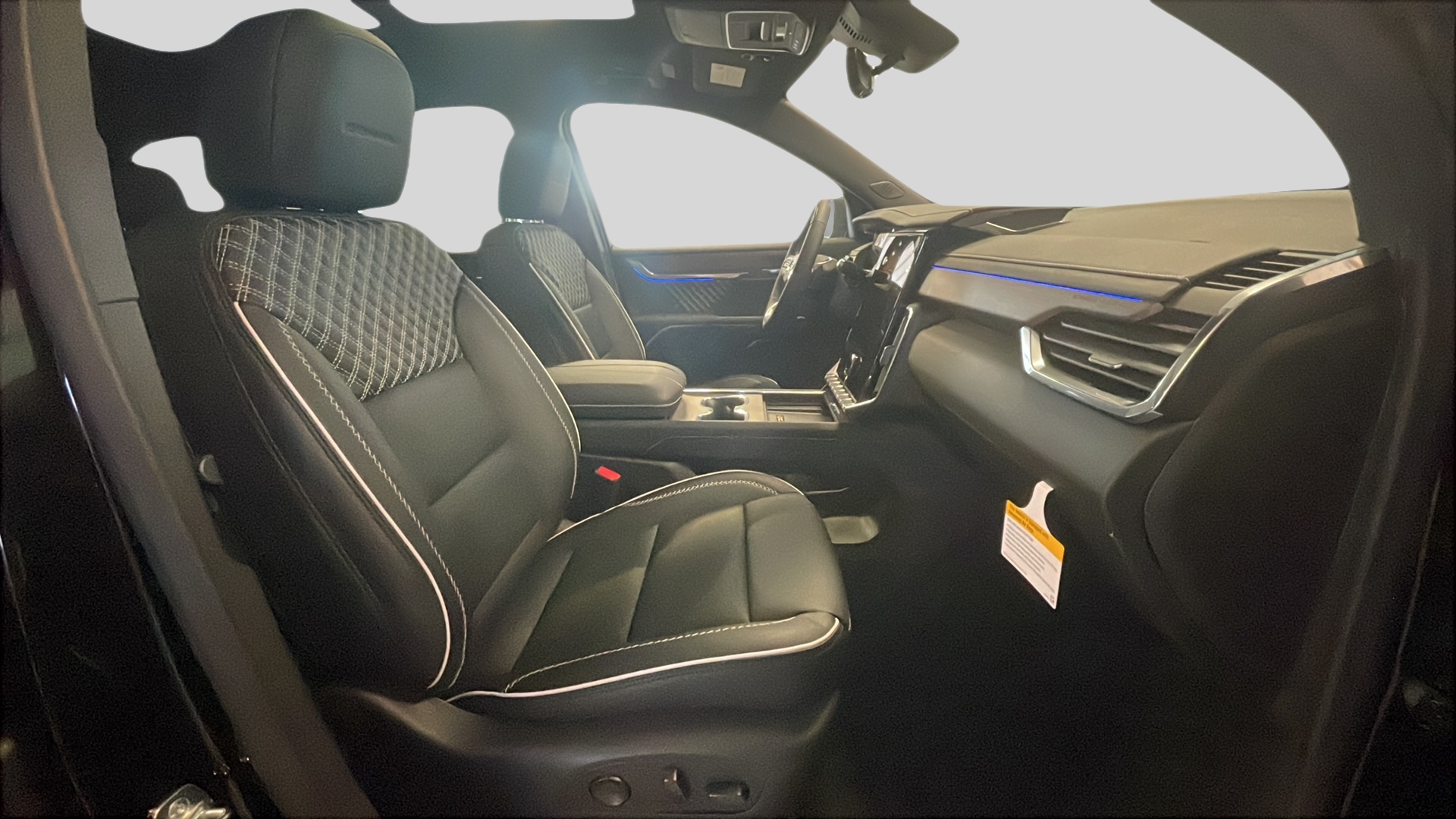 2026 Gmc Acadia Denali photo 17